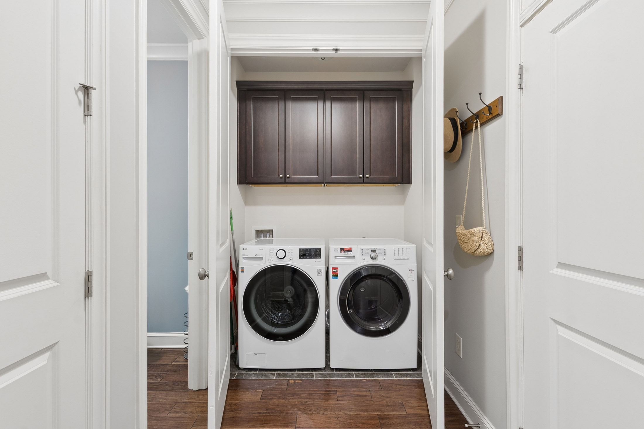  Charming Cape Cod Cottage Style Townhome - 物件實景