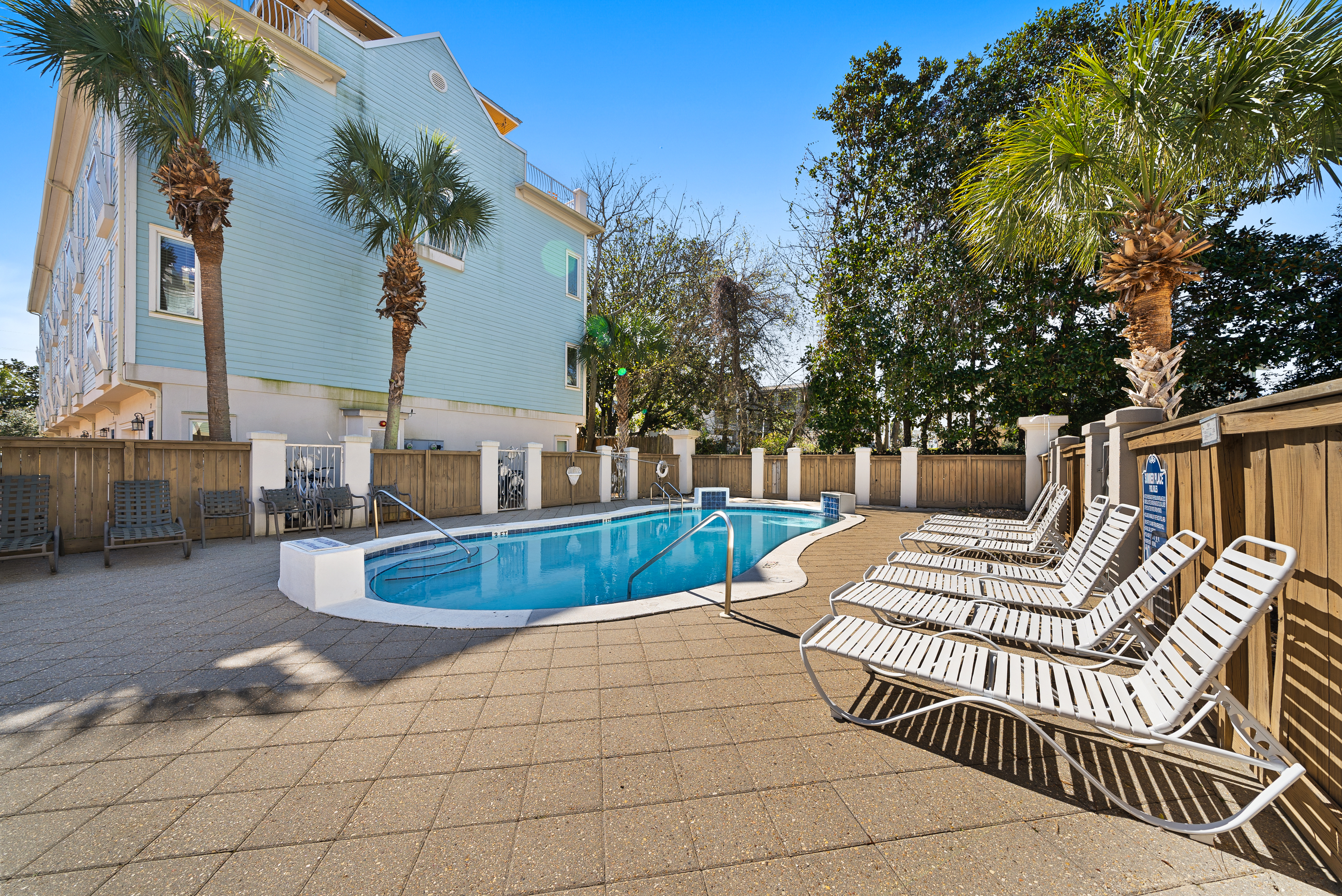  Remodeled End-Unit Townhome With gulf Views And Rooftop Retreat - 物件實景