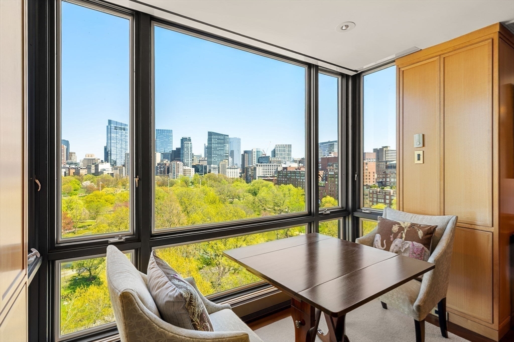 Boston, Massachusetts, 02116, United States, 1 Bedroom Bedrooms, ,2 BathroomsBathrooms,Residential,For Sale,1787577
