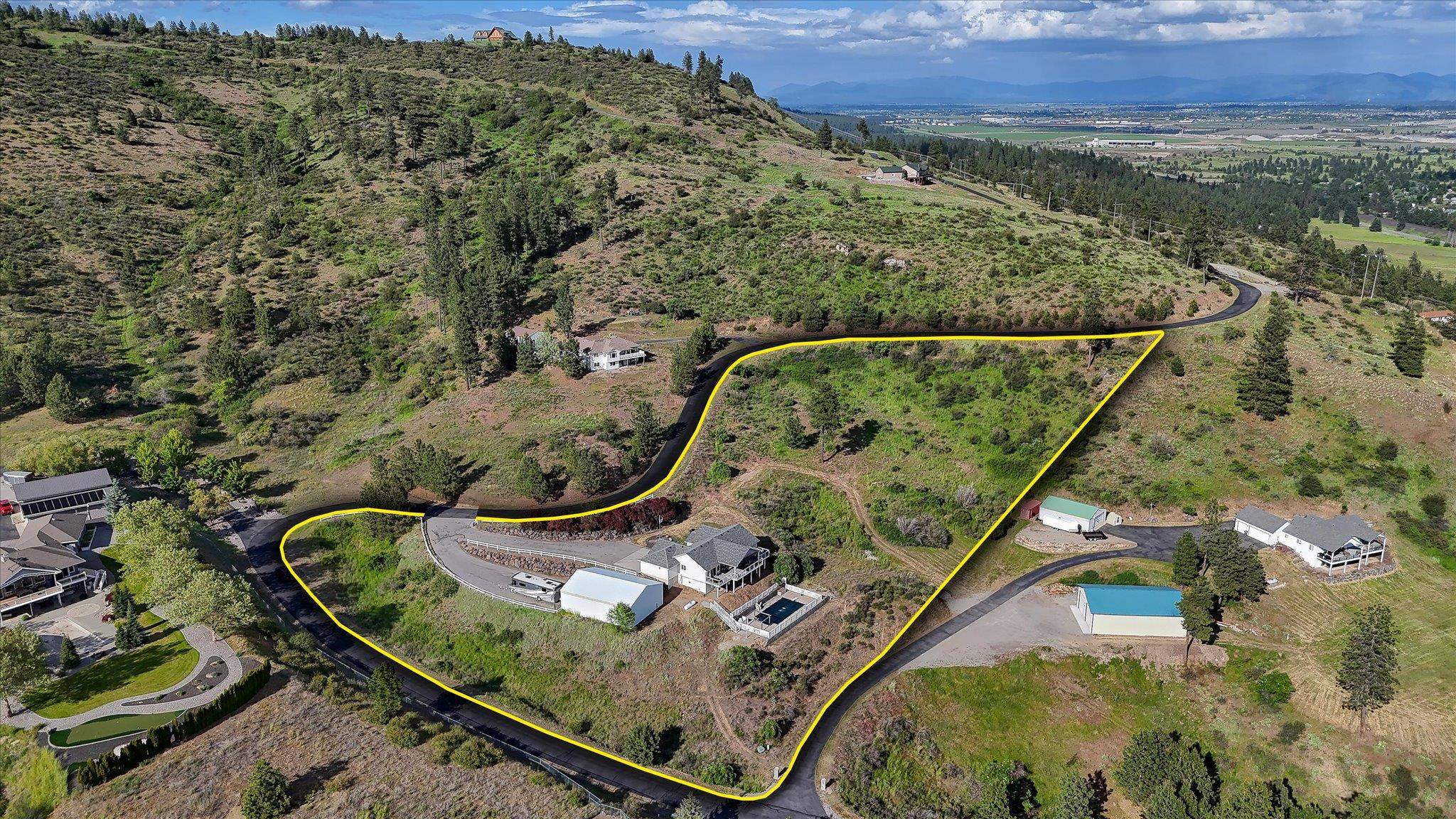 Otis Orchards, Washington, 99027, United States, 5 Bedrooms Bedrooms, ,3 BathroomsBathrooms,Residential,For Sale,1975926