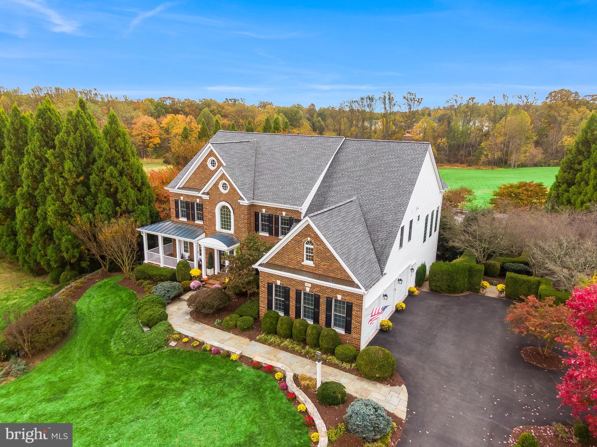 Aldie, Virginia, 20105, United States, 5 Bedrooms Bedrooms, ,7 BathroomsBathrooms,Residential,For Sale,1980828