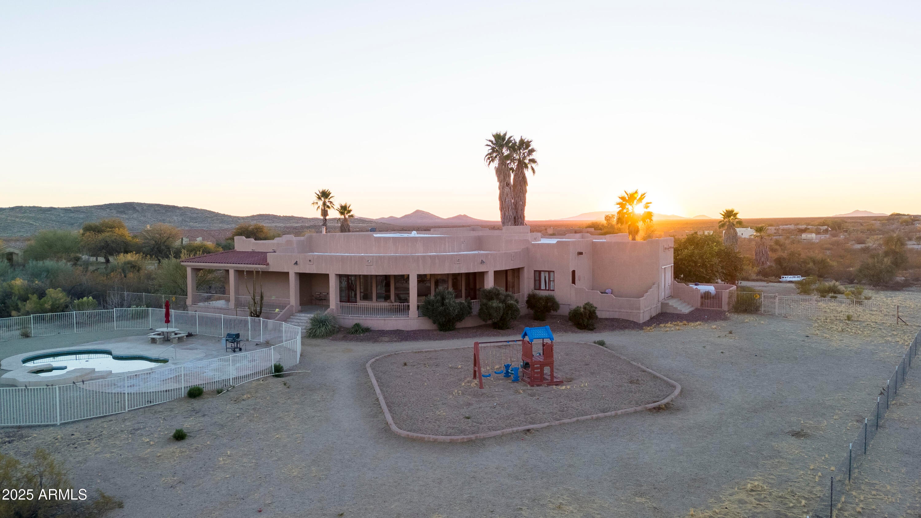 Wickenburg, Arizona, 85390, United States, 6 Bedrooms Bedrooms, ,4 BathroomsBathrooms,Residential,For Sale,1978720