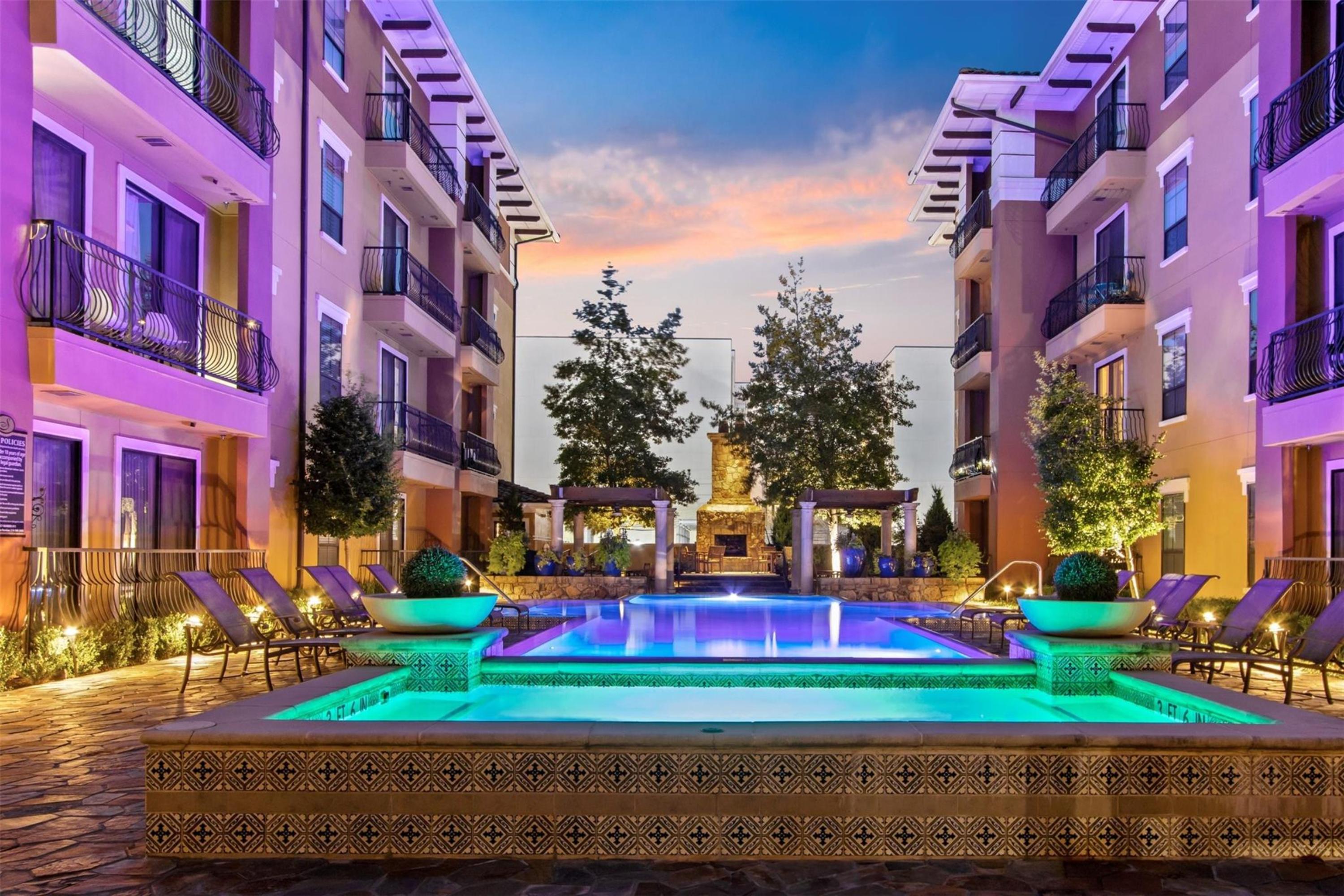 Lock-and-Leave Luxury at The Sorrento, Preston Hollow - 物件實景
