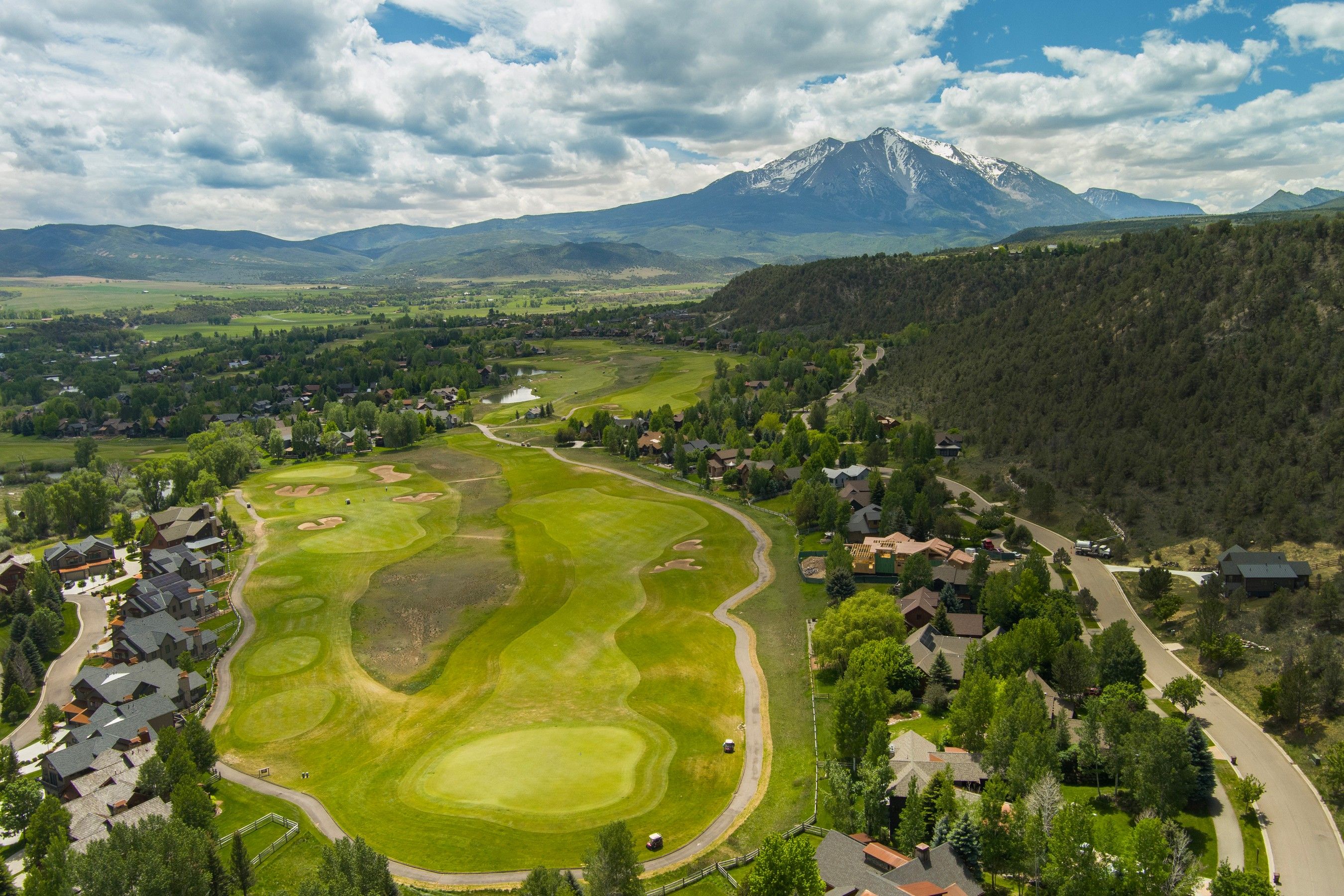  Private Fairway Living in River Valley Ranch - 物件實景
