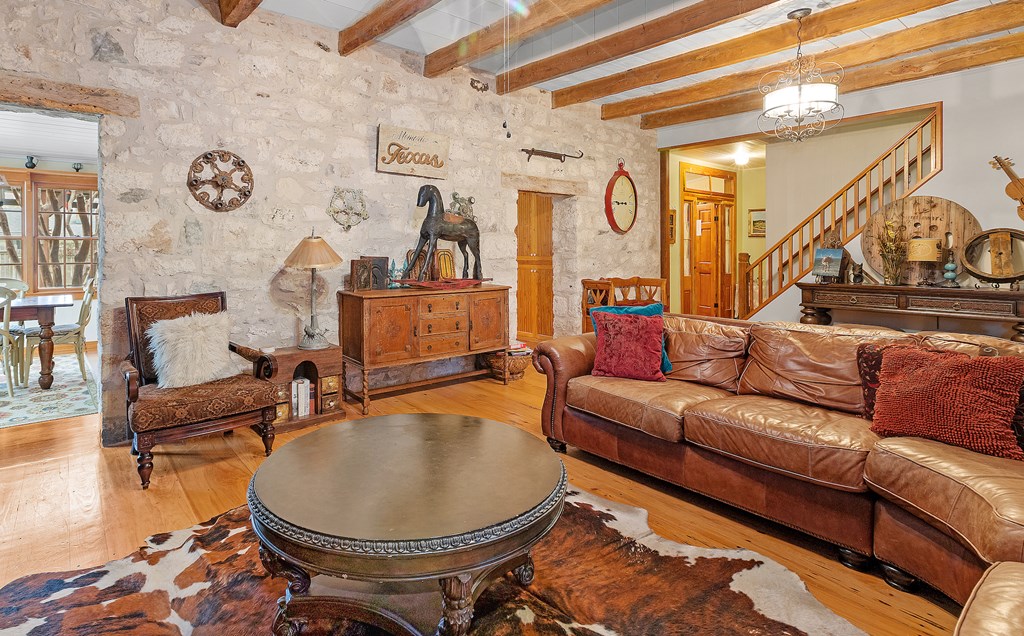 211 S Crockett St, Fredericksburg, Texas, 78624, United States, 3 Bedrooms Bedrooms, ,3 BathroomsBathrooms,Residential,For Sale,211 S Crockett St,1217754
