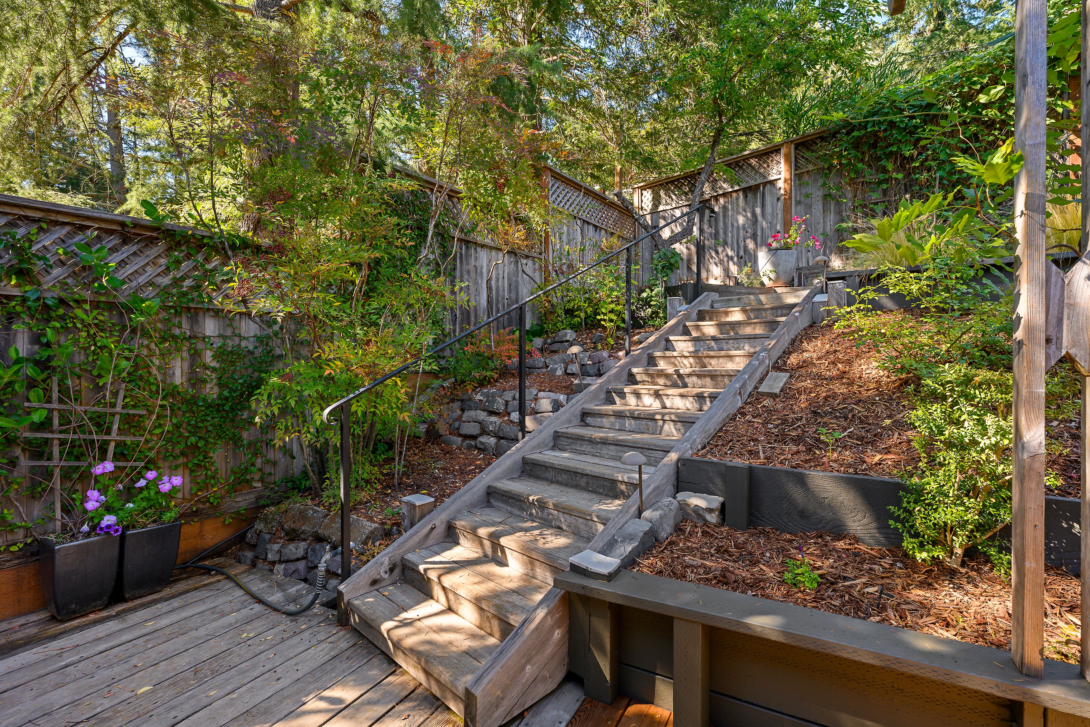  Showstopper Home in Murray Park - 物件實景