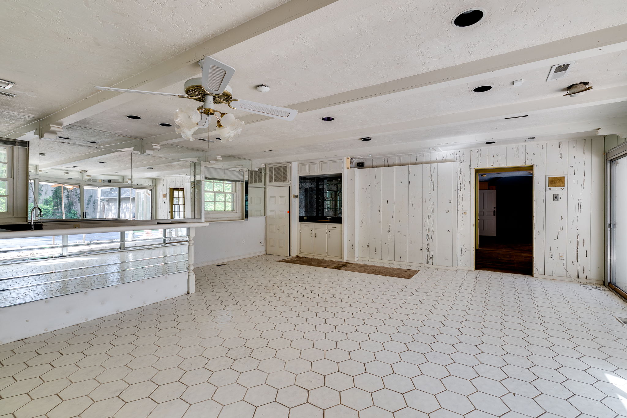  7104 Brentwood Road, Nichols Hills, OK 73116 - 物件實景