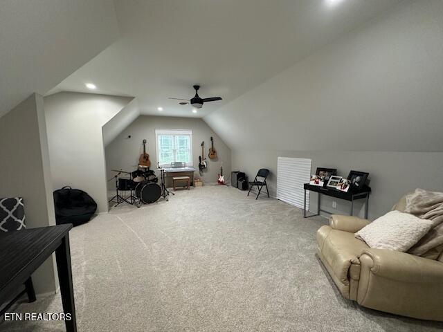Middlesboro, Kentucky, 40965, United States, 5 Bedrooms Bedrooms, ,4 BathroomsBathrooms,Residential,For Sale,1915642