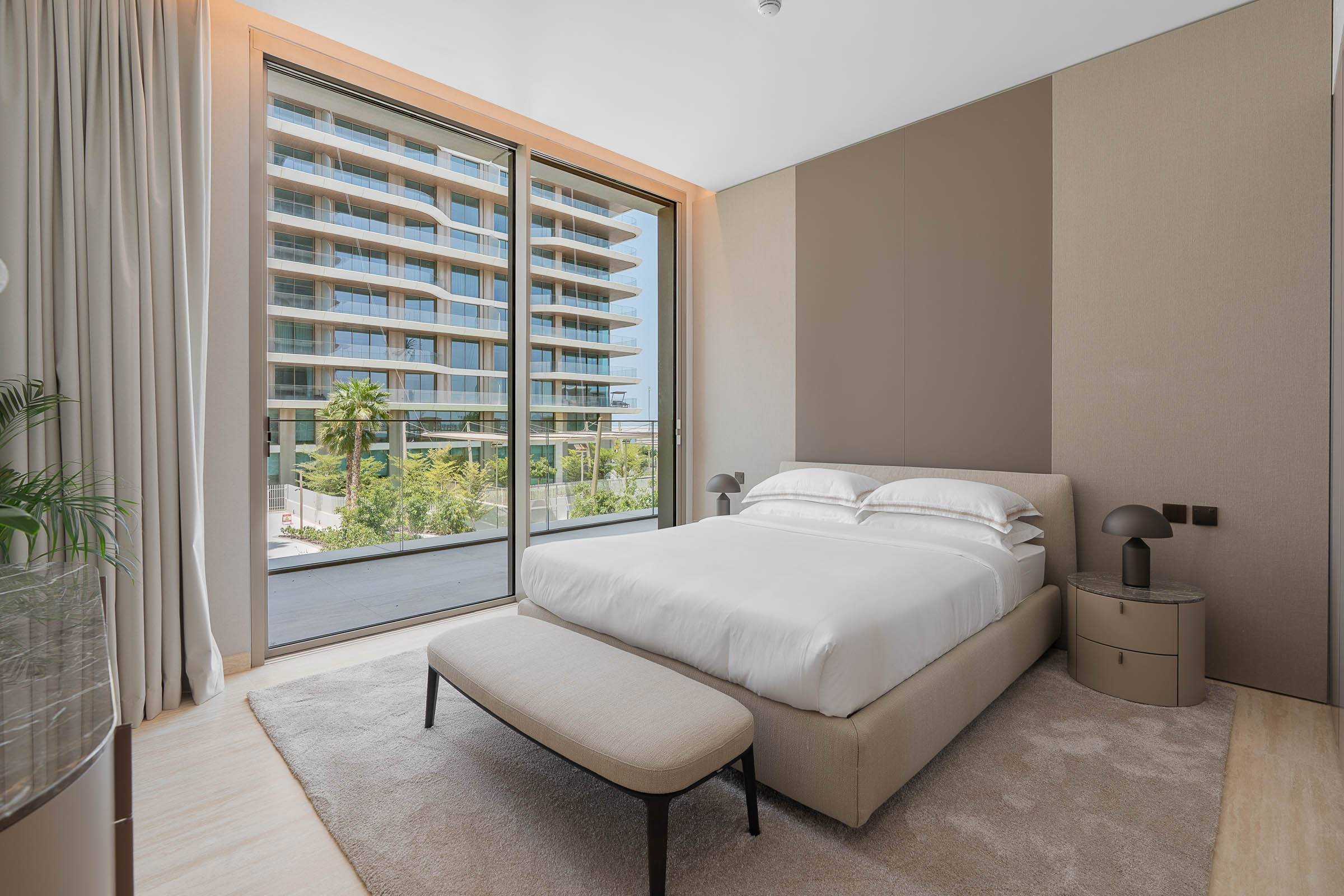  Brand-New Half-Floor Penthouse at Serenia Living - 物件實景