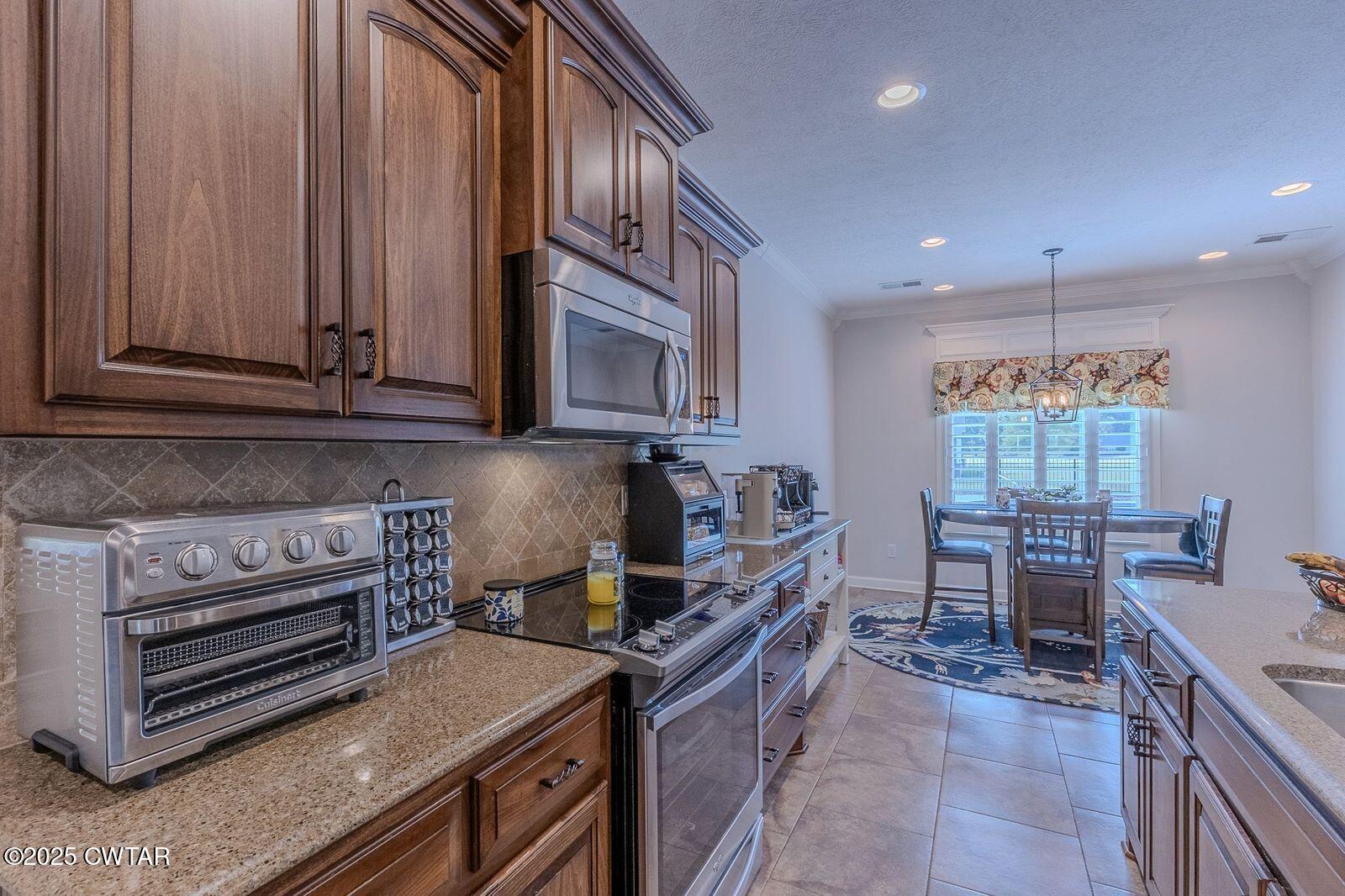 Brownsville, Tennessee, 38012, United States, 4 Bedrooms Bedrooms, ,3 BathroomsBathrooms,Residential,For Sale,1936332