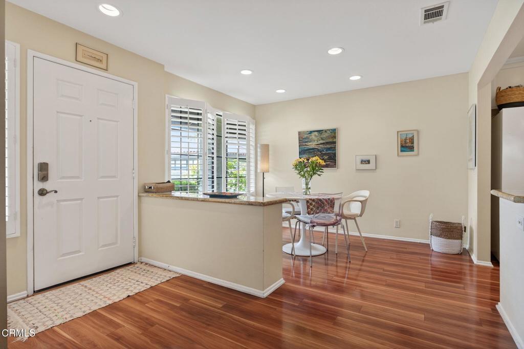 Oxnard, California, 93035, United States, 2 Bedrooms Bedrooms, ,2 BathroomsBathrooms,Residential,For Sale,1926318