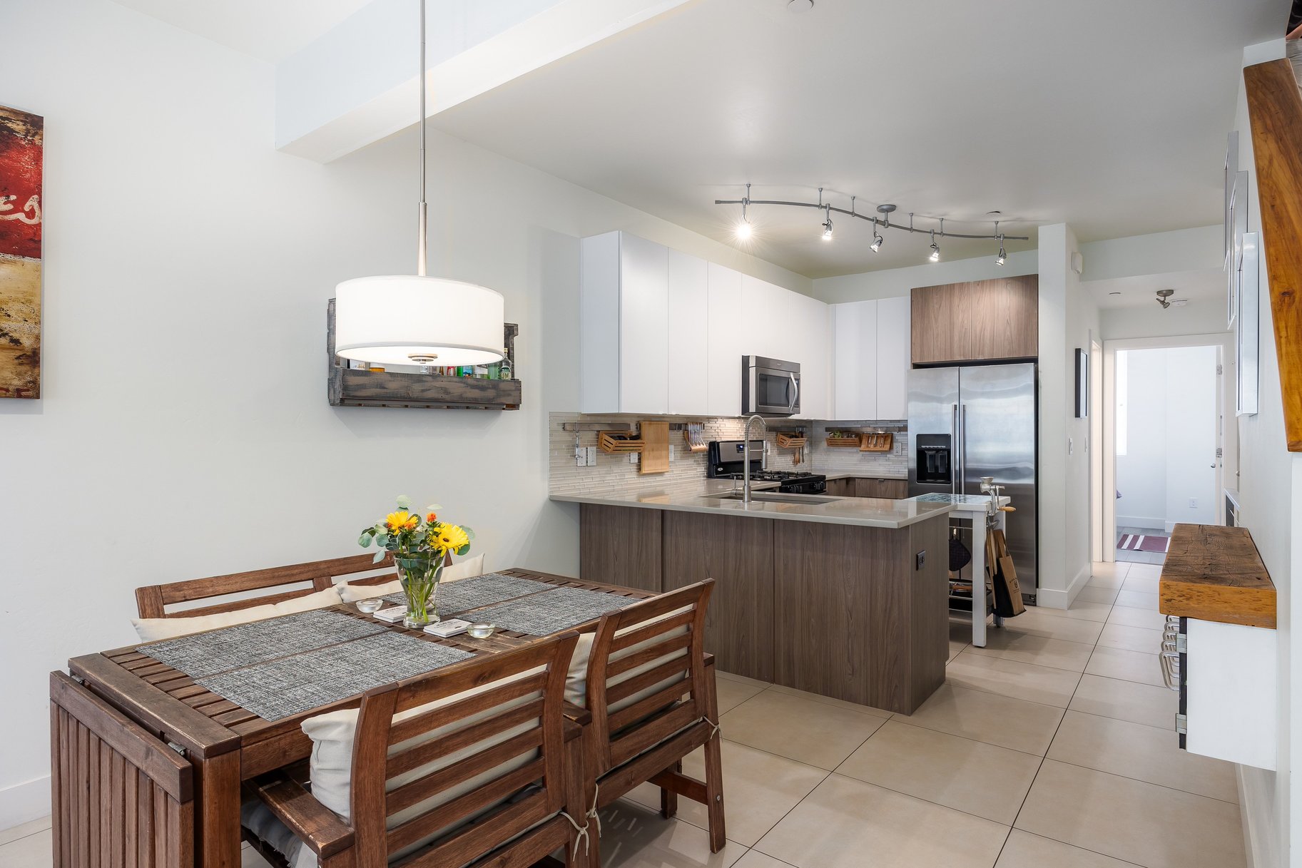  Upgraded & Move-In Ready at Rooftops at 78 Hundred - 物件實景