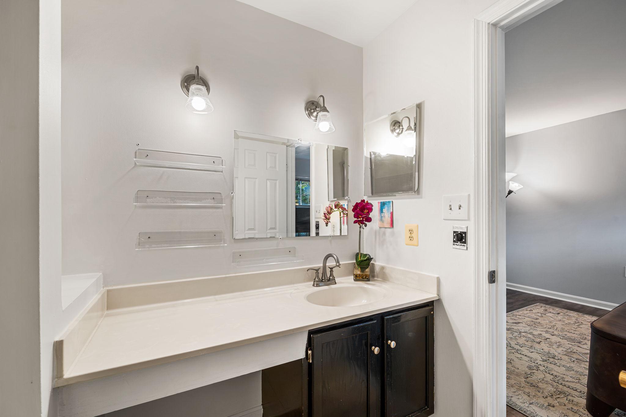  802 Amber Tree Court, Gaithersburg, MD, 20878 - 物件實景