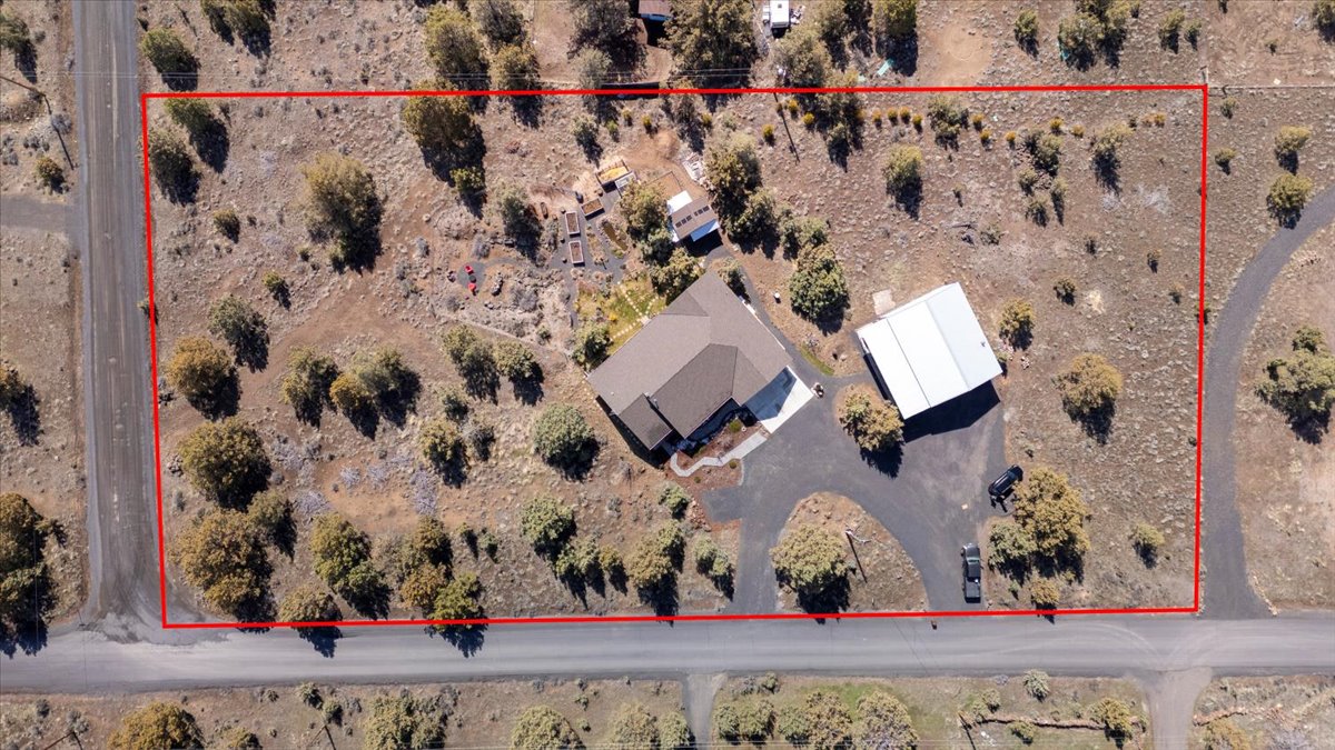 Prineville, Oregon, 97754, United States, 3 Bedrooms Bedrooms, ,2 BathroomsBathrooms,Residential,For Sale,1721299