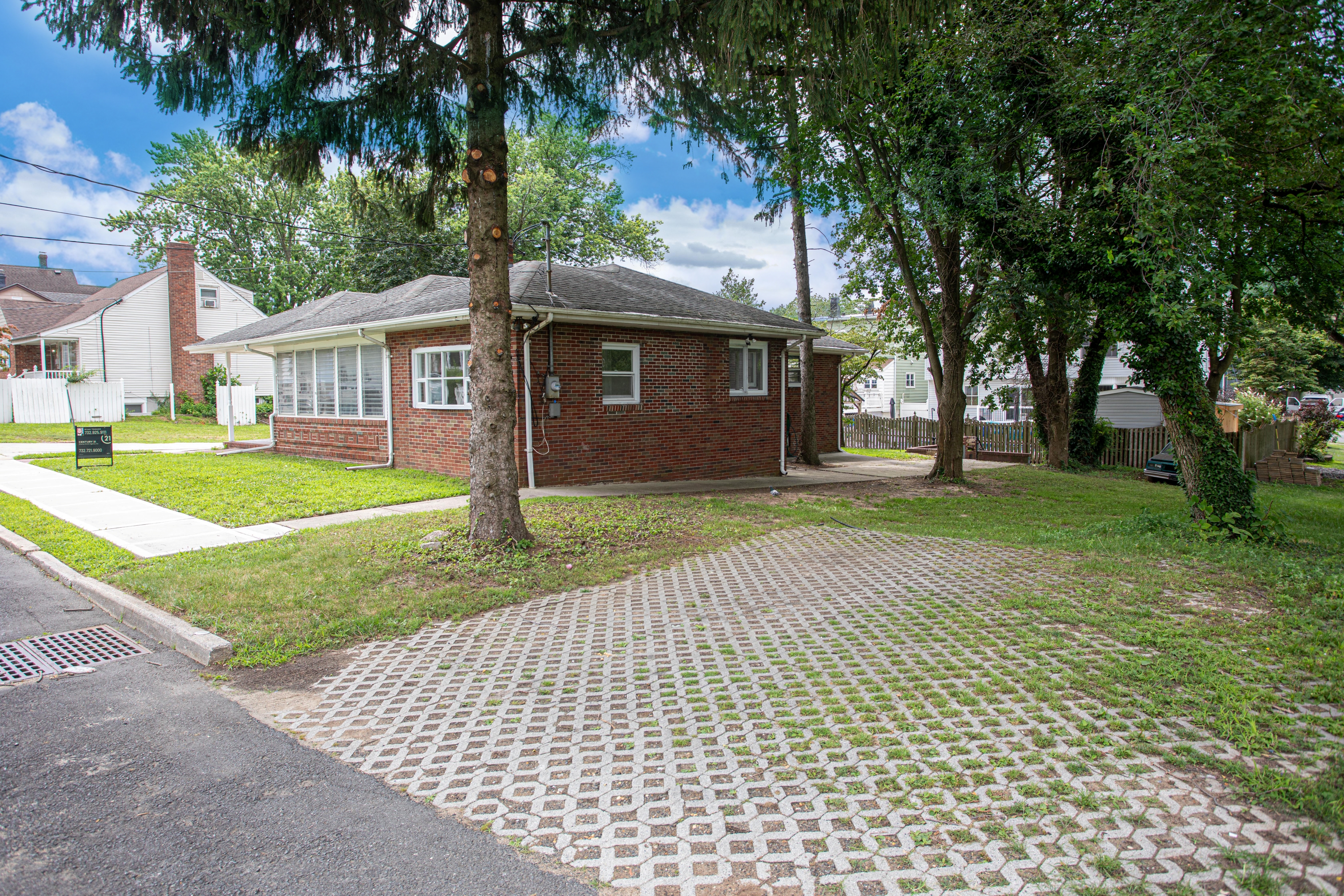 1220 - South Amboy, New Jersey, 08879, United States, 3 Bedrooms Bedrooms, ,2 BathroomsBathrooms,Residential,For Sale,1983627