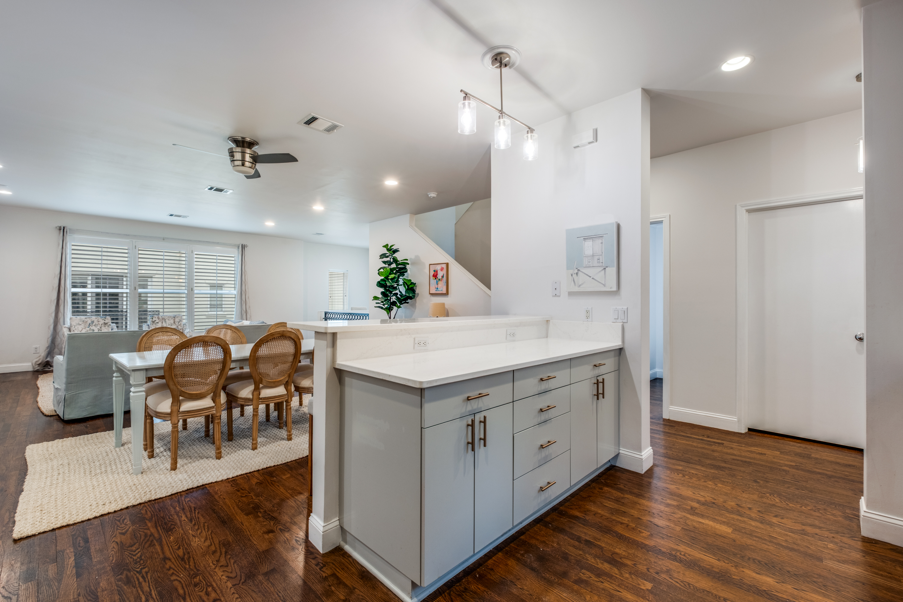  3250 Cambrick Street #16 - 物件實景