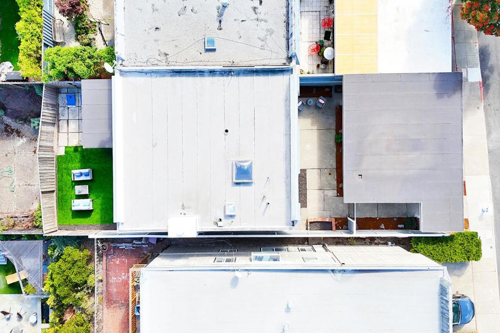 San Francisco, California, 94131, United States, 3 Bedrooms Bedrooms, ,3 BathroomsBathrooms,Residential,For Sale,1974039