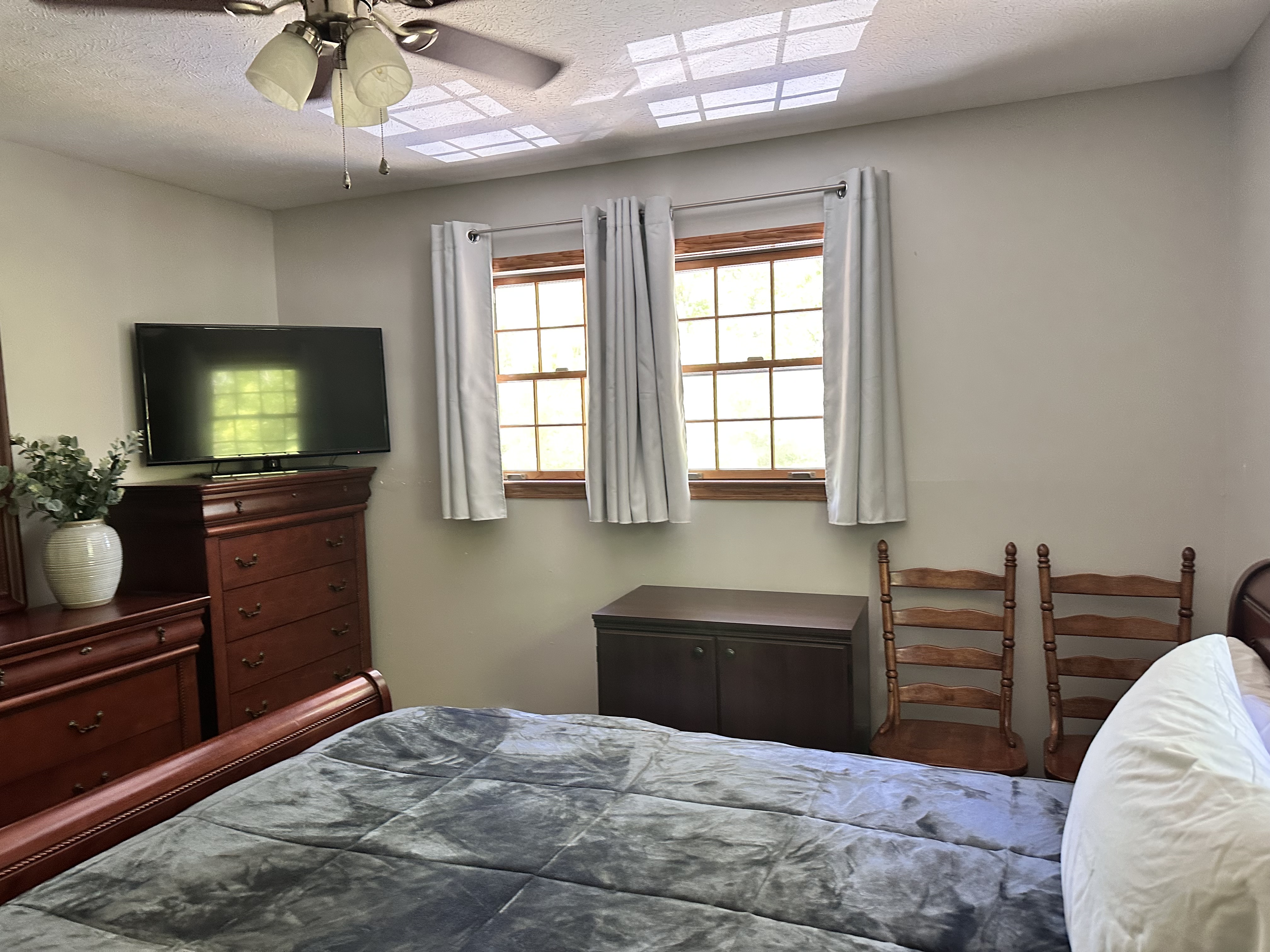 Shepherdsville, Kentucky, 40165, United States, 3 Bedrooms Bedrooms, ,2 BathroomsBathrooms,Residential,For Sale,1944660