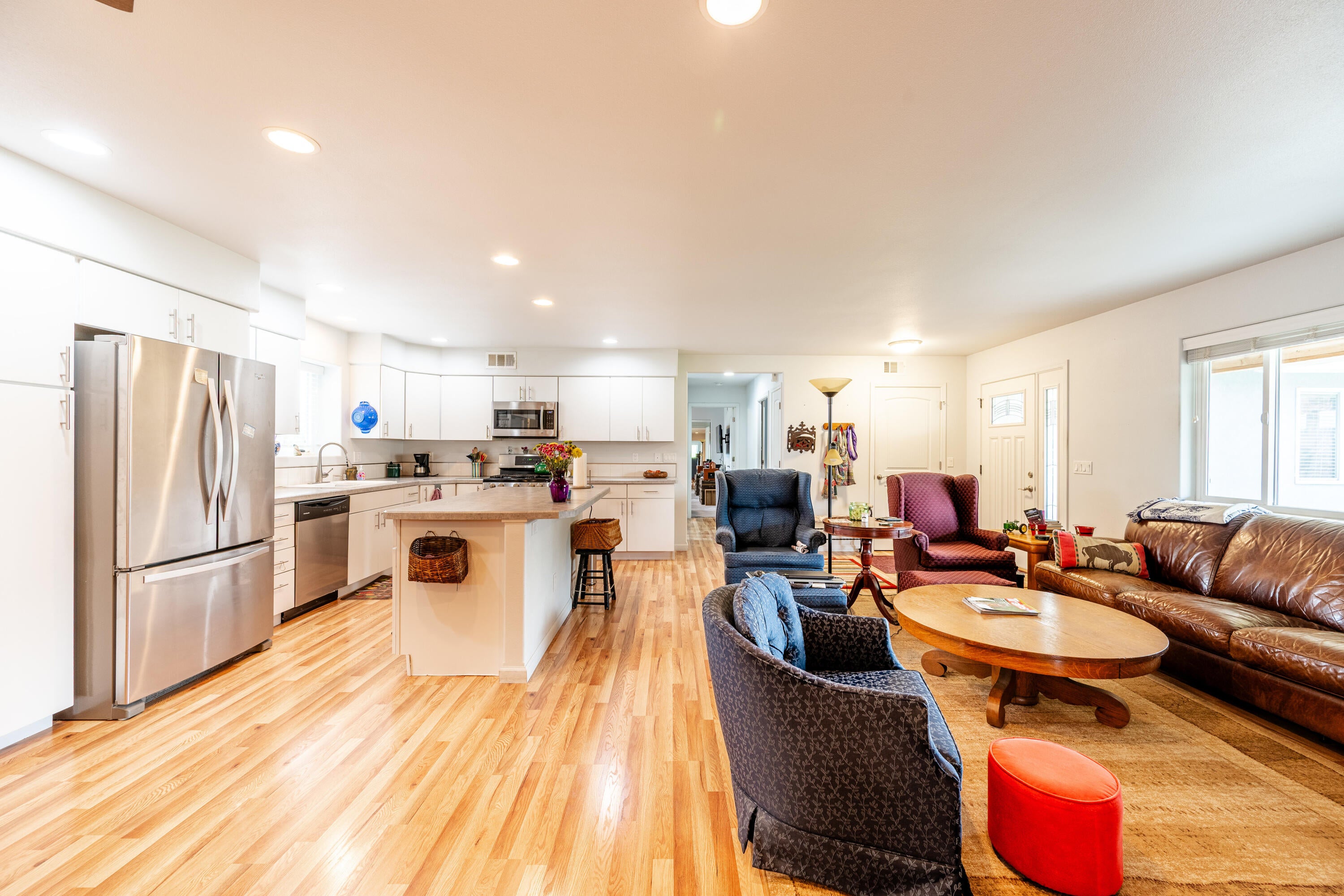 Dayton, Wyoming, 82836, United States, 3 Bedrooms Bedrooms, ,4 BathroomsBathrooms,Residential,For Sale,2015288