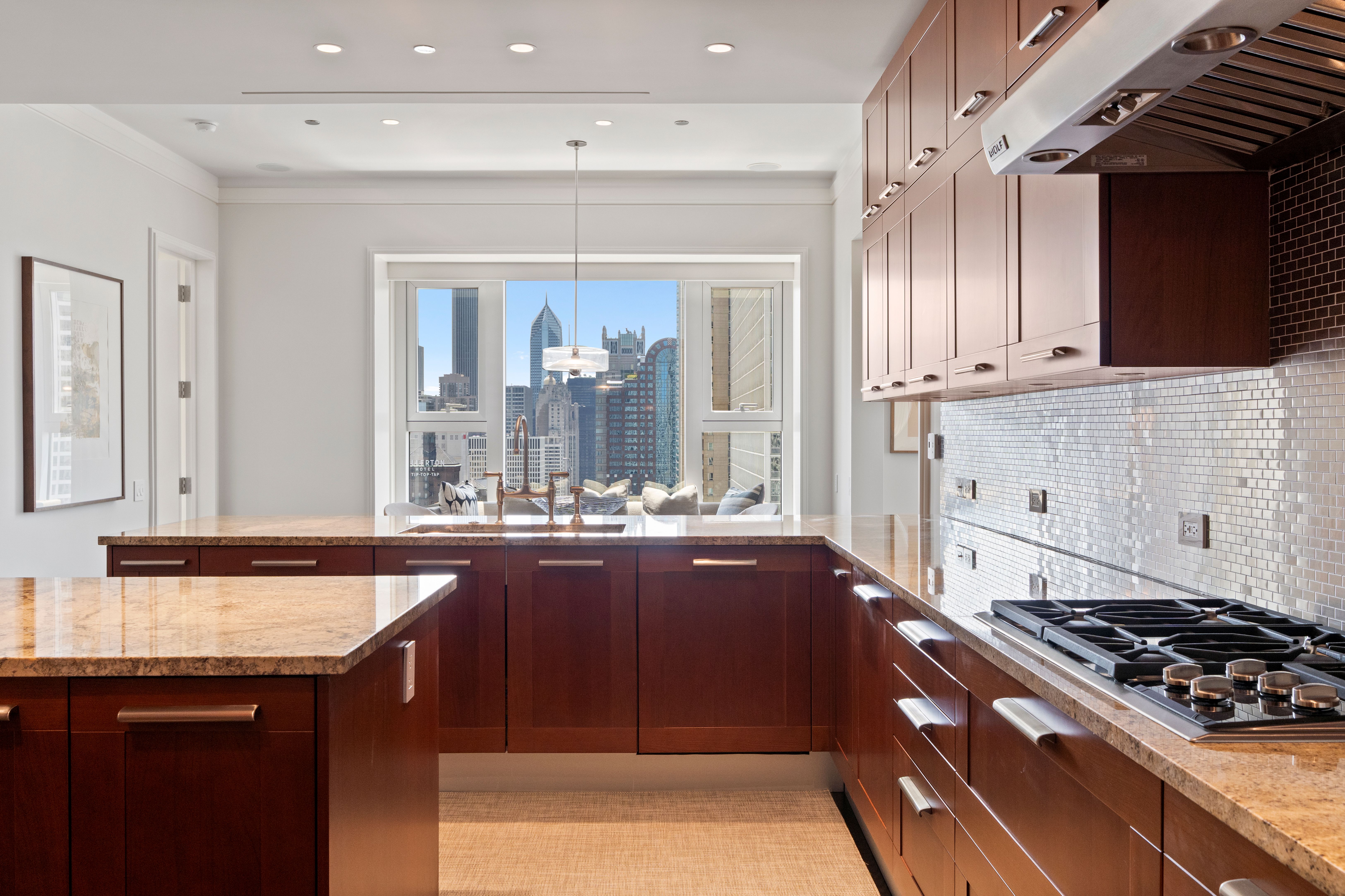  Sophisticated Living with Sweeping City Views - 物件實景