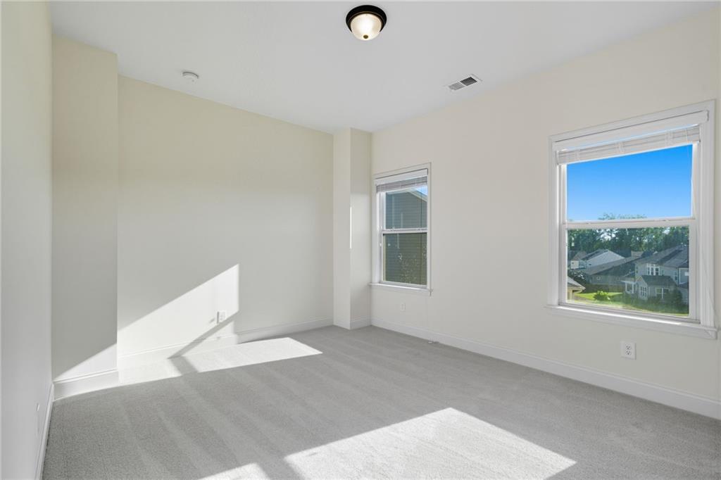 Cumming, Georgia, 30040, United States, 6 Bedrooms Bedrooms, ,5 BathroomsBathrooms,Residential,For Sale,1974767