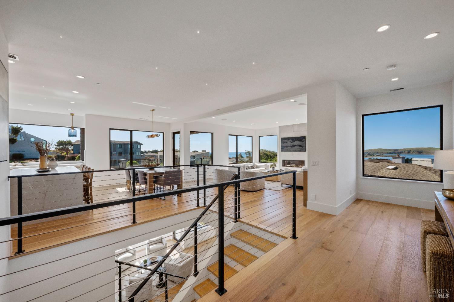 Bodega Bay, California, 94923, United States, 4 Bedrooms Bedrooms, ,5 BathroomsBathrooms,Residential,For Sale,1940250