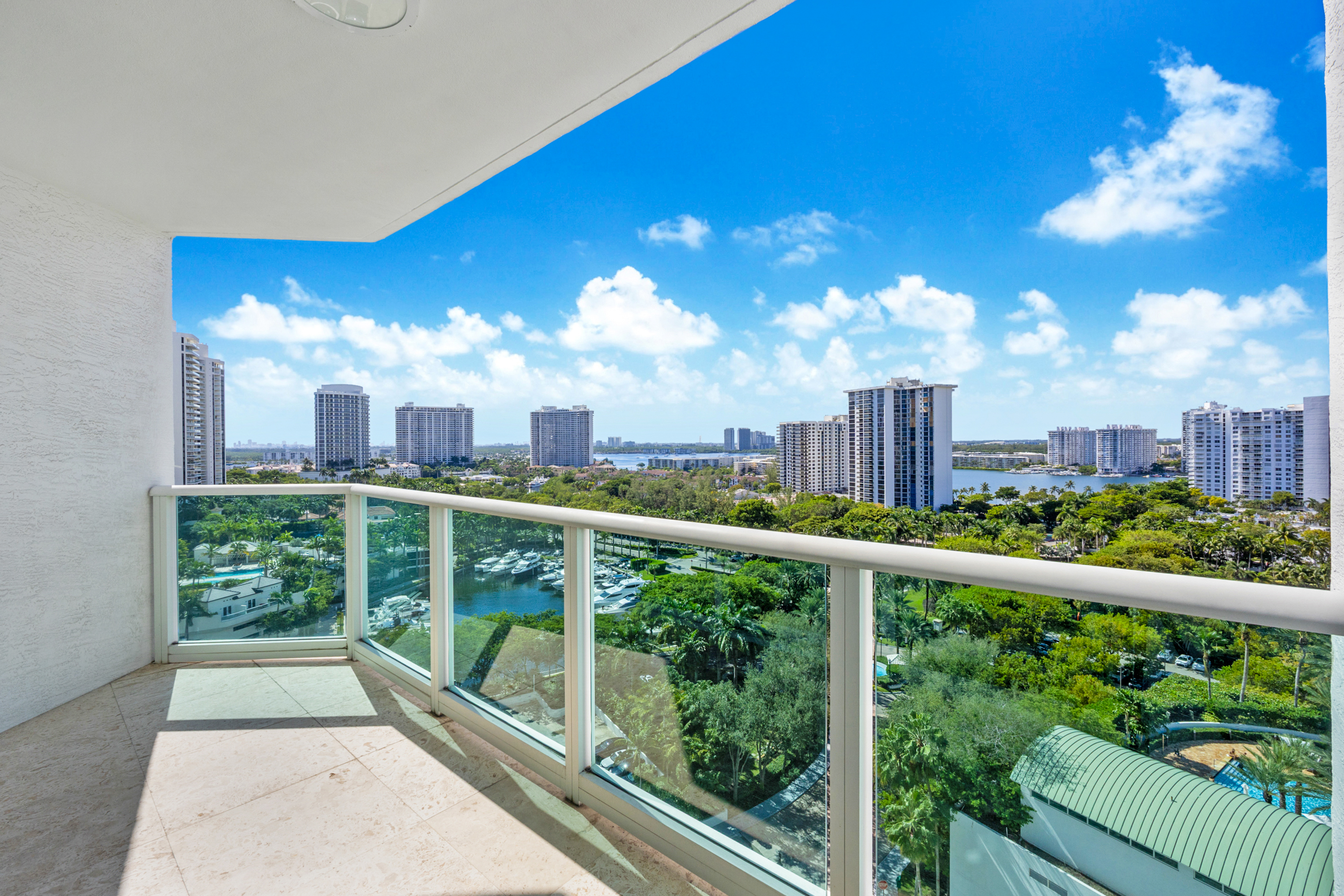  3301 NE 183rd St, Aventura, FL, 33160 - 物件實景