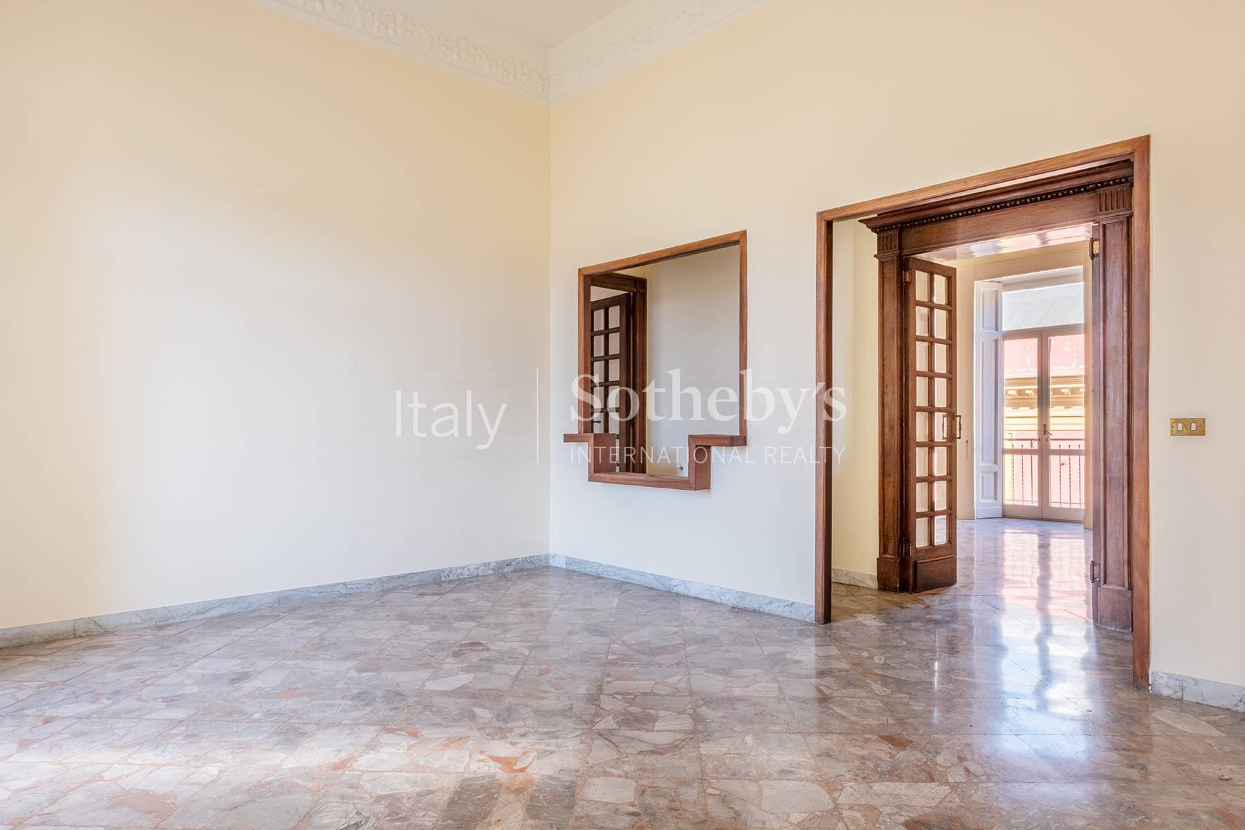  Spacious apartment in the heart of Chiaia - 物件實景