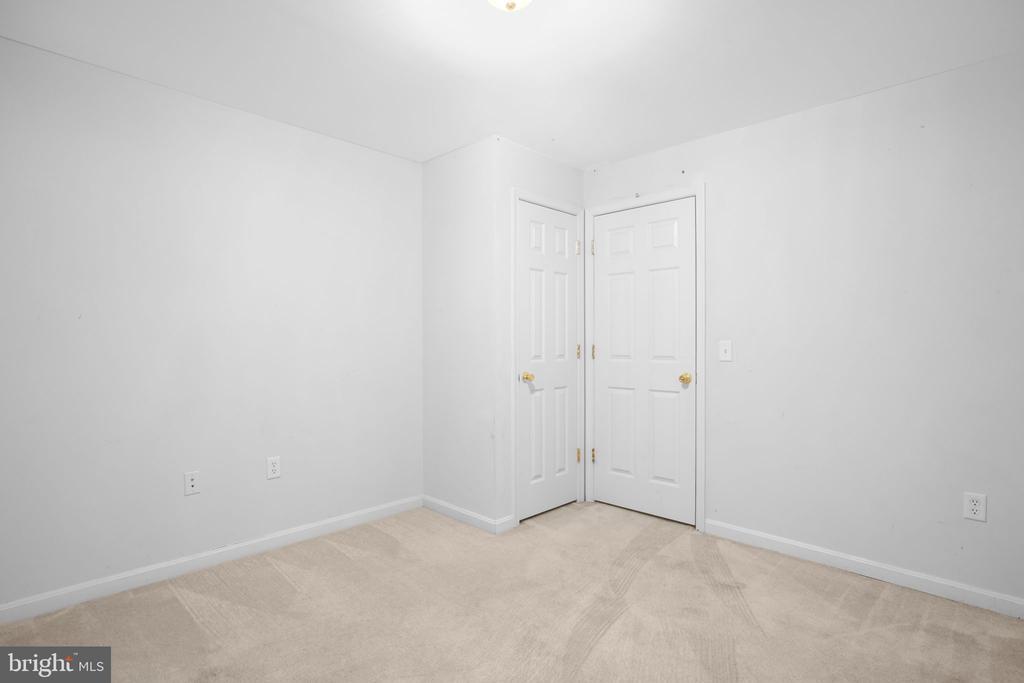 Fredericksburg, Virginia, 22405, United States, 4 Bedrooms Bedrooms, ,4 BathroomsBathrooms,Residential,For Sale,1993121