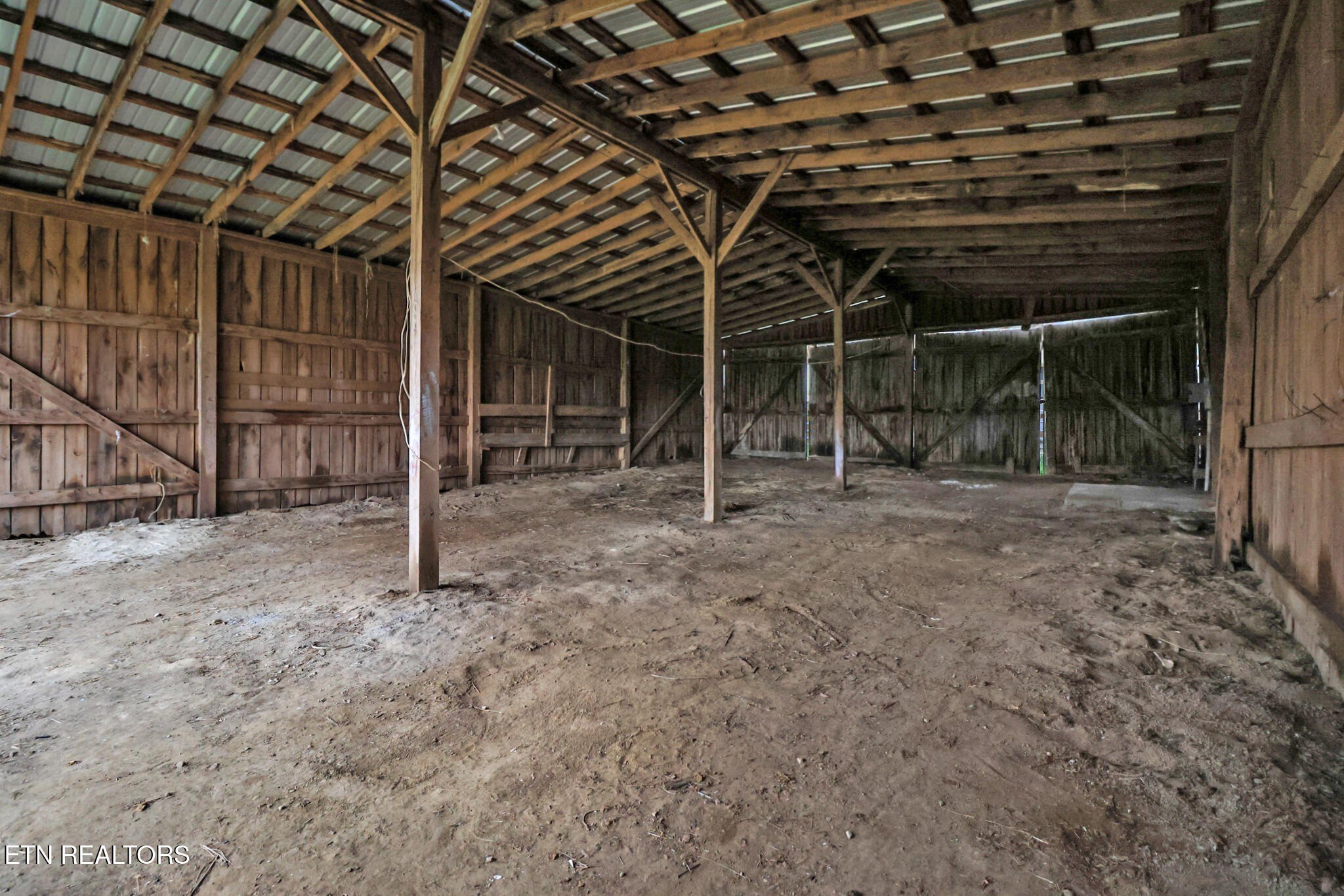 McMinnville, Tennessee, 37110, United States, 3 Bedrooms Bedrooms, ,1 BathroomBathrooms,Residential,For Sale,1976932