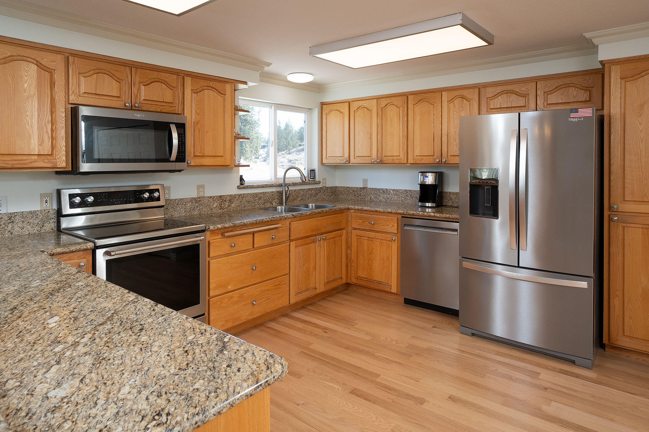 Terrebonne, Oregon, 97760, United States, 3 Bedrooms Bedrooms, ,2 BathroomsBathrooms,Residential,For Sale,1902400