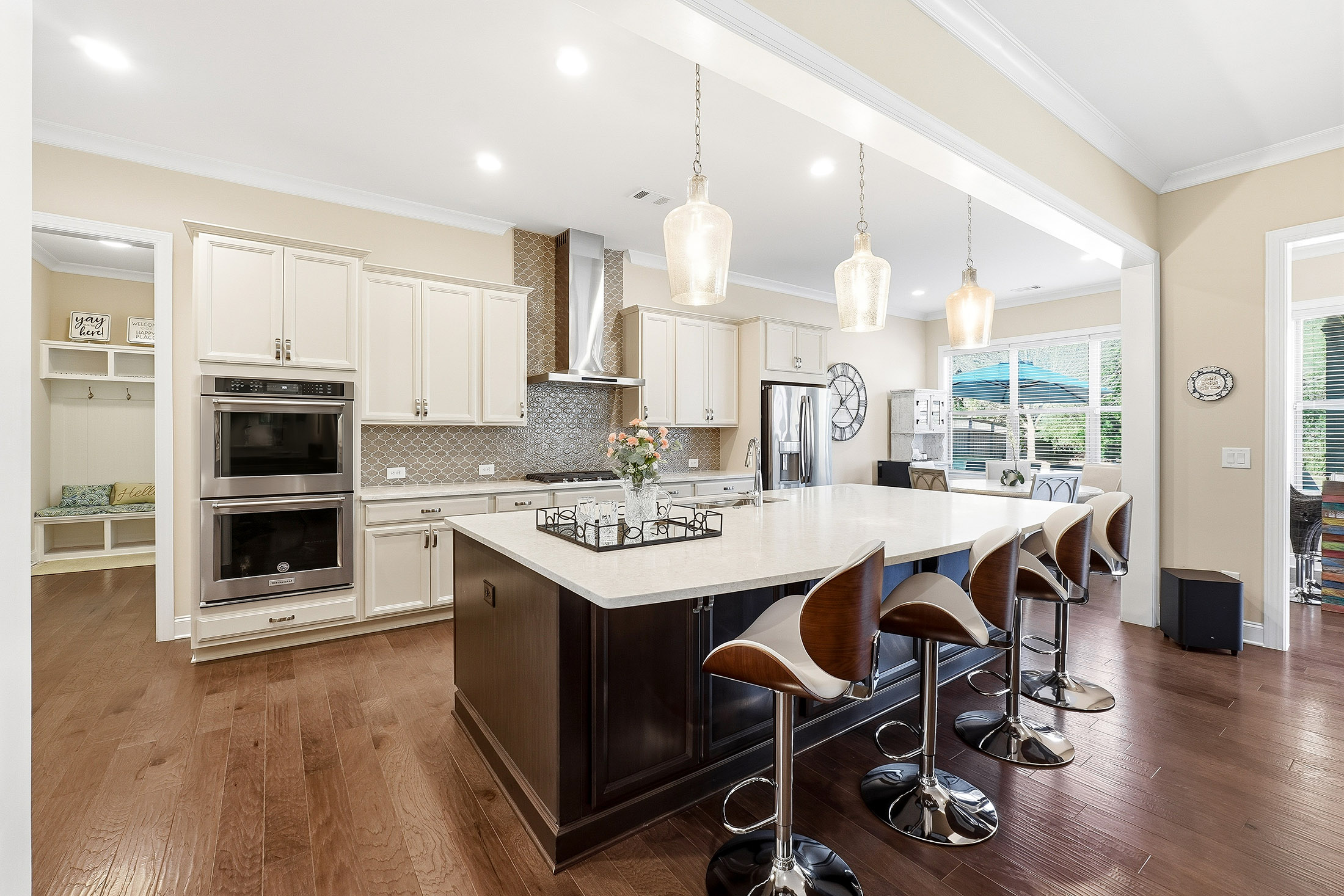  Stunning Like-new Modern Farmhouse - 物件實景