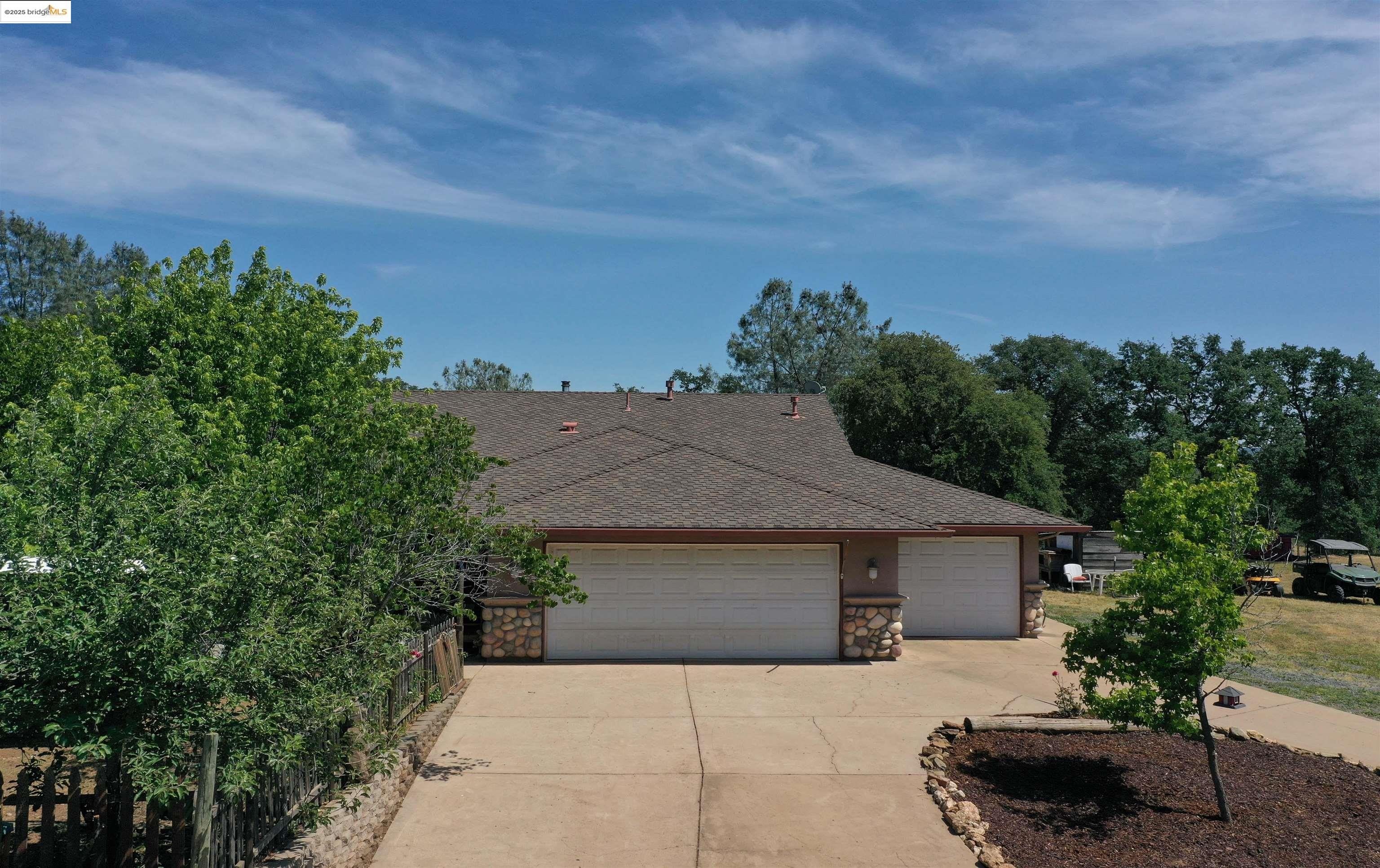 Jamestown, California, 95327, United States, 3 Bedrooms Bedrooms, ,2 BathroomsBathrooms,Residential,For Sale,1828112