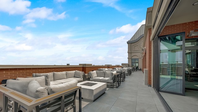 Carmel, Indiana, 46032, United States, 3 Bedrooms Bedrooms, ,4 BathroomsBathrooms,Residential,For Sale,2000560