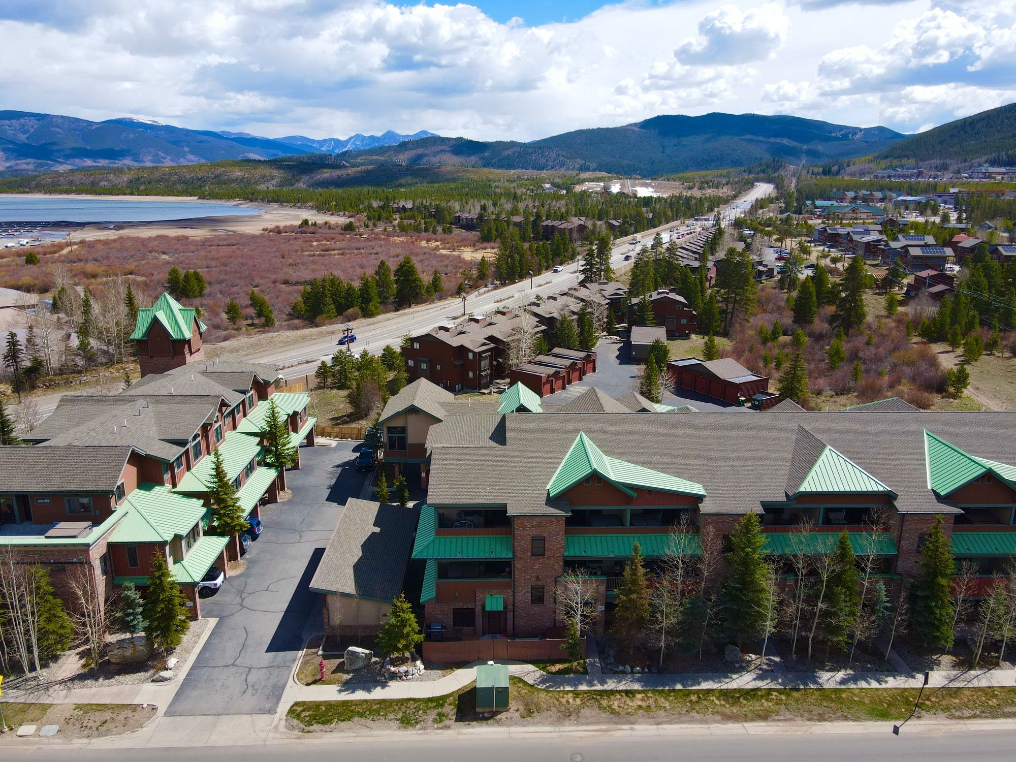 318 S 8th Avenue, Frisco, CO, 80443 - 物件實景