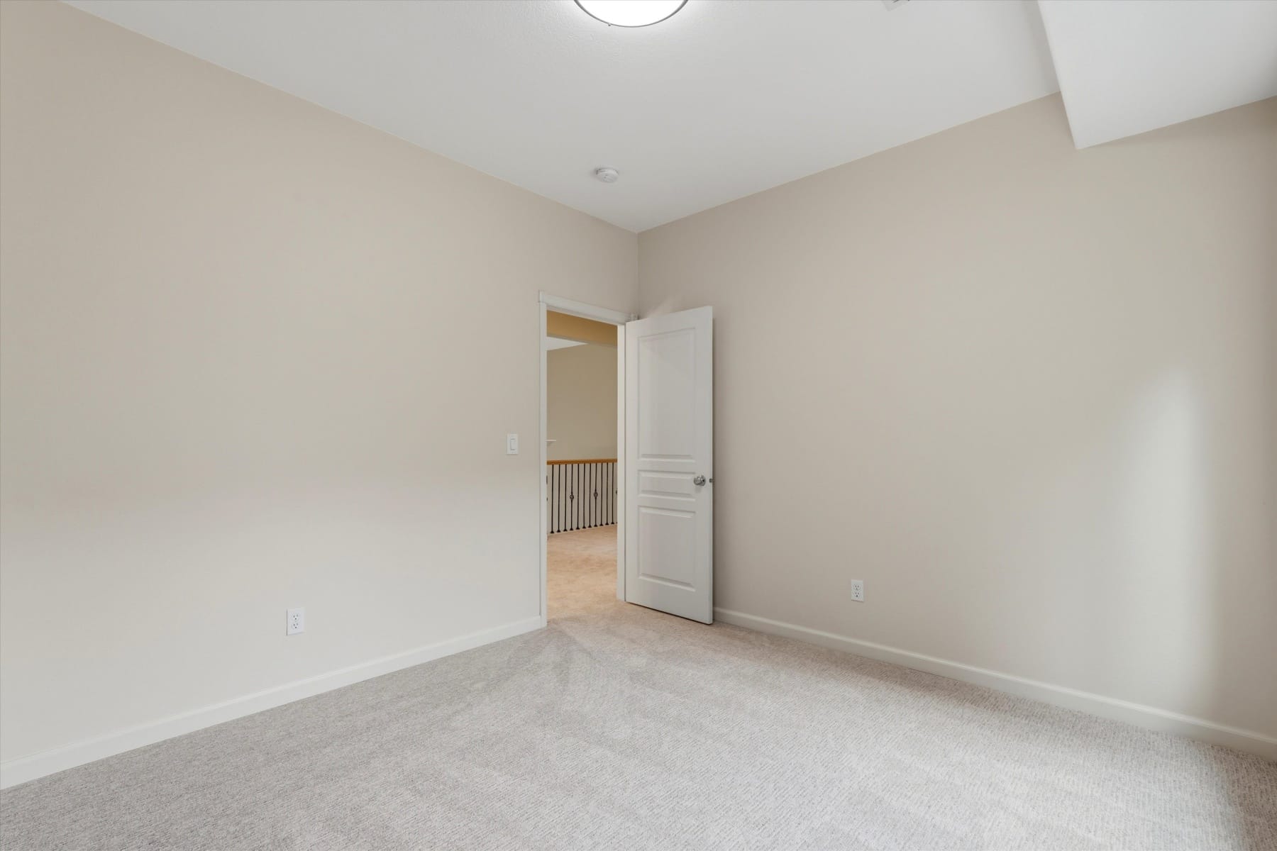  13088 SW SAINT JAMES LN Portland, OR 97224 - 物件實景