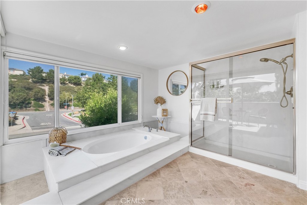 Anaheim Hills, California, 92807, United States, 3 Bedrooms Bedrooms, ,3 BathroomsBathrooms,Residential,For Sale,1940997