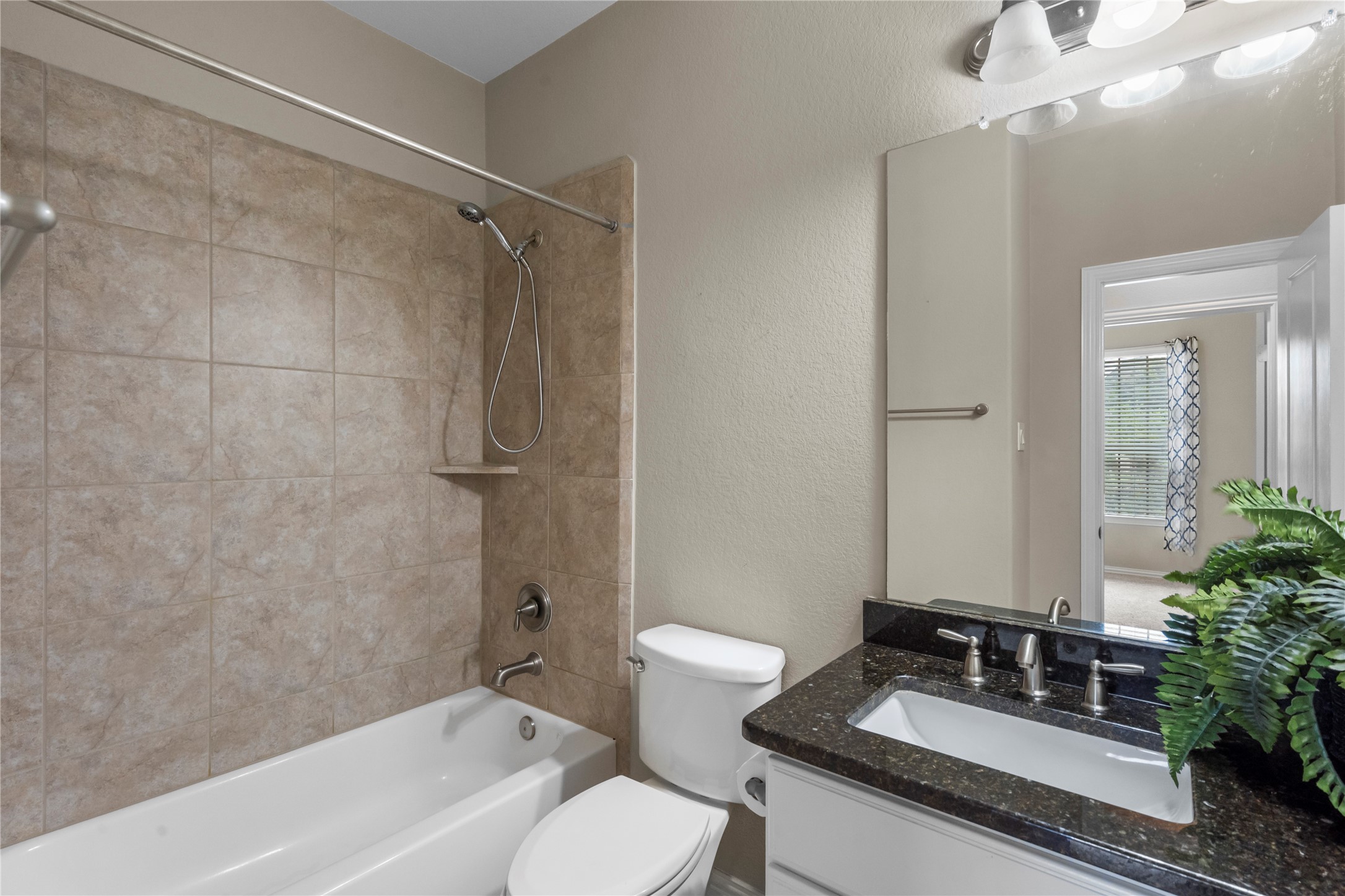 Manvel, Texas, 77578, United States, 4 Bedrooms Bedrooms, ,4 BathroomsBathrooms,Residential,For Sale,1903247