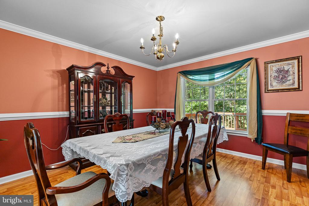 Fredericksburg, Virginia, 22408, United States, 5 Bedrooms Bedrooms, ,4 BathroomsBathrooms,Residential,For Sale,1900737