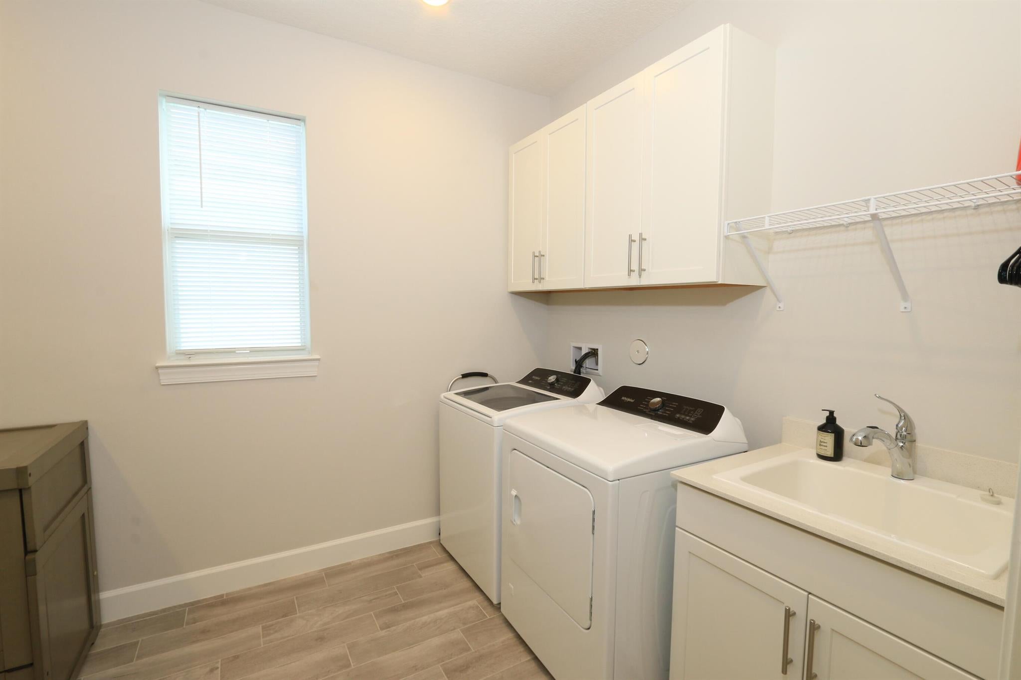 Port St Lucie, Florida, 34987, United States, 2 Bedrooms Bedrooms, ,3 BathroomsBathrooms,Residential,For Sale,1975930