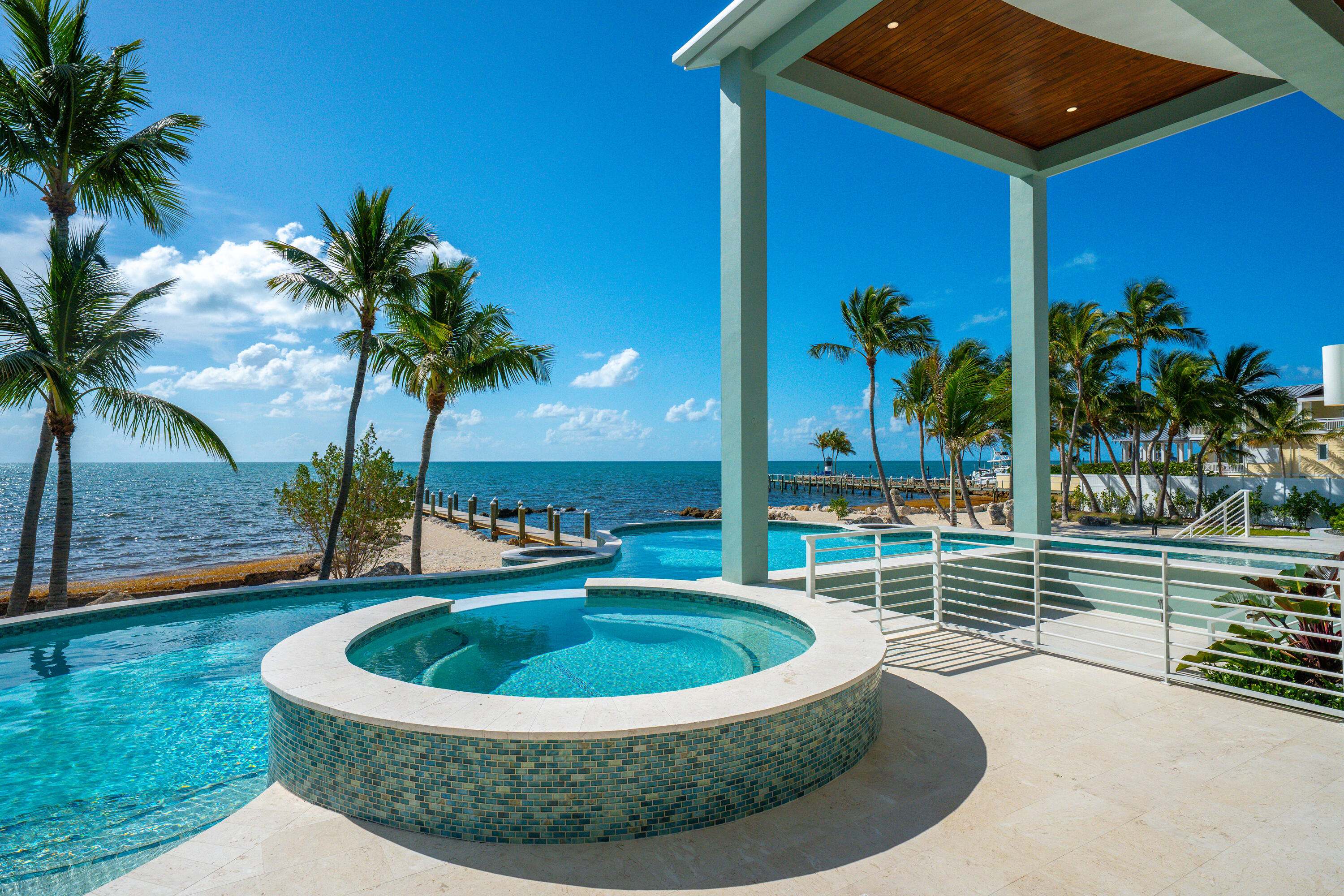 ISLAMORADA, Florida, 33036, United States, 6 Bedrooms Bedrooms, ,9 BathroomsBathrooms,Residential,For Sale,1903587