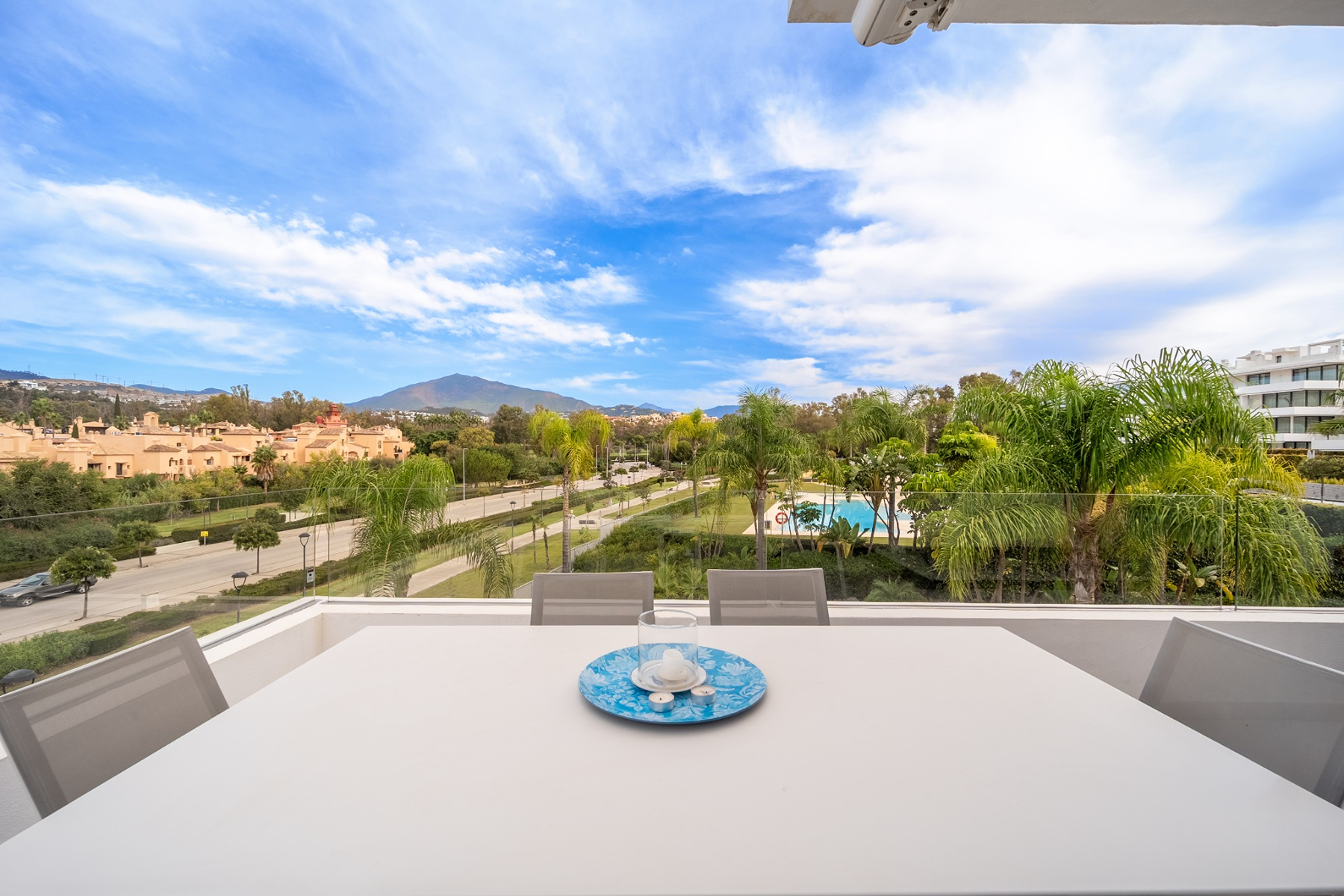  Elegant apartment with expansive terrace in Cataleya, The New Golden Mile - 物件實景
