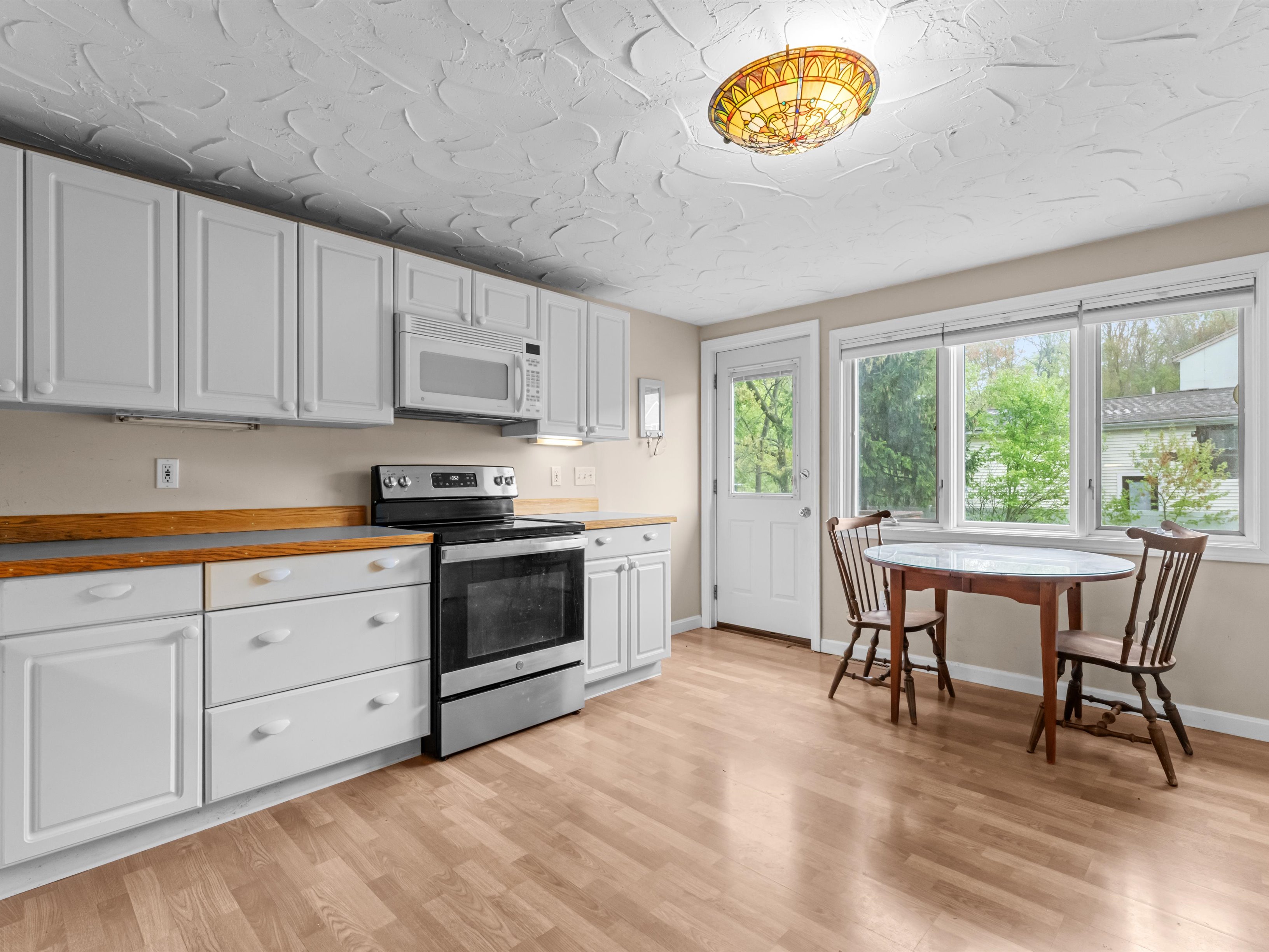  19 Cedar Road, Shrewsbury, MA 01545 - 物件實景