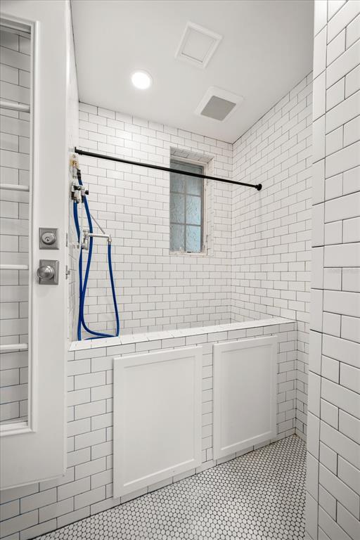 St Petersburg, Florida, 33707, United States, 5 Bedrooms Bedrooms, ,9 BathroomsBathrooms,Residential,For Sale,2000985