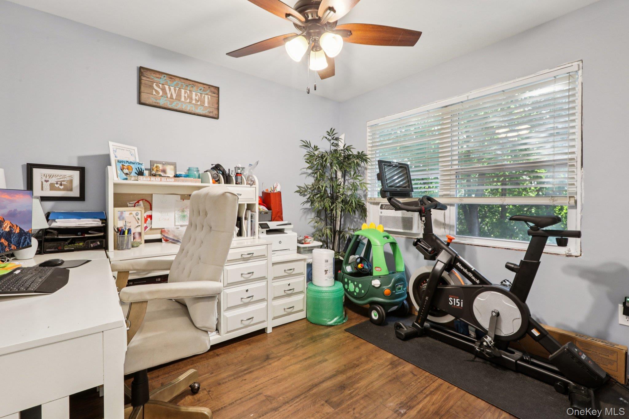 Garnerville, New York, 10923, United States, 4 Bedrooms Bedrooms, ,2 BathroomsBathrooms,Residential,For Sale,1974651