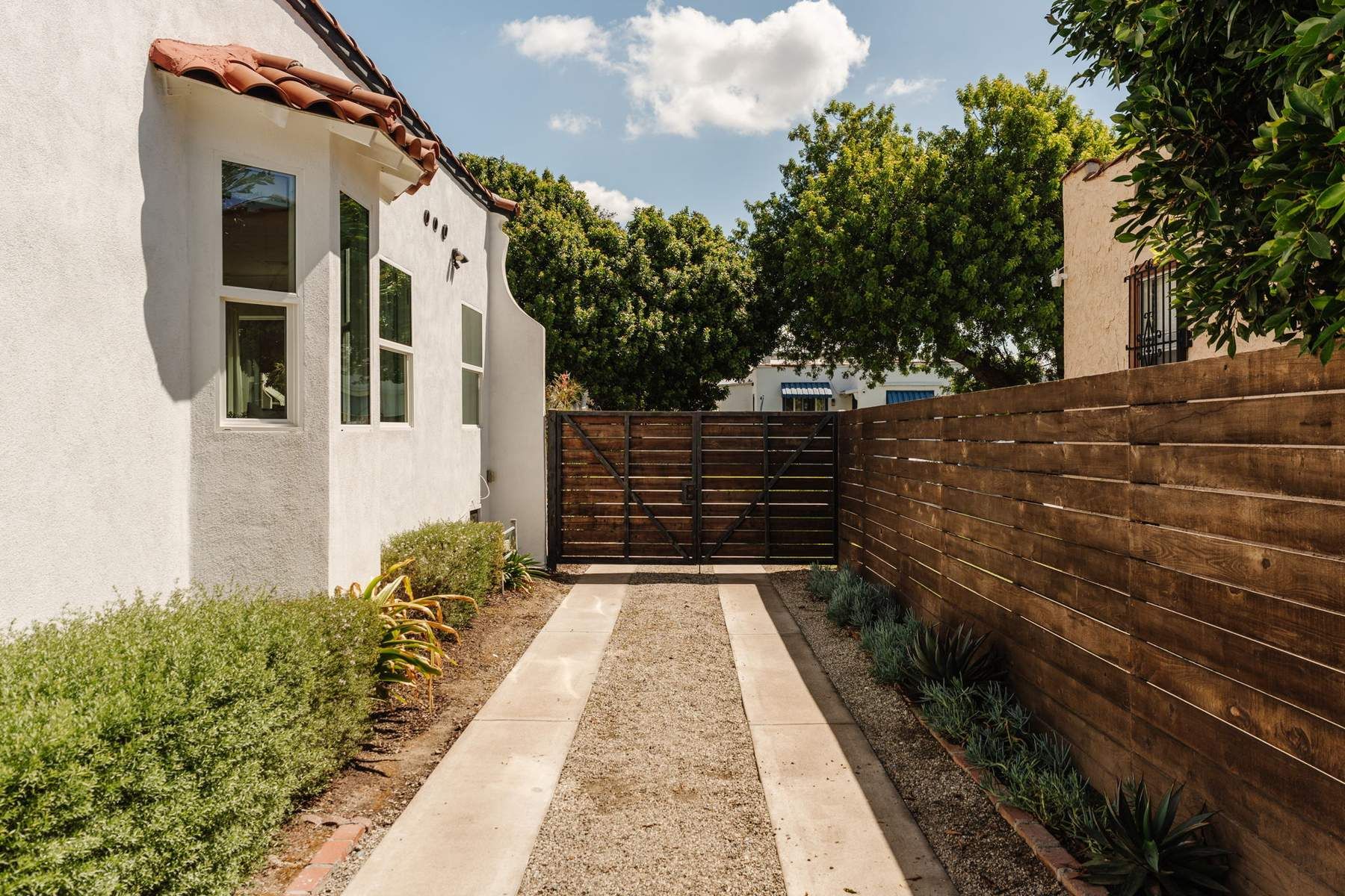  3617 Cimarron Street - 物件實景