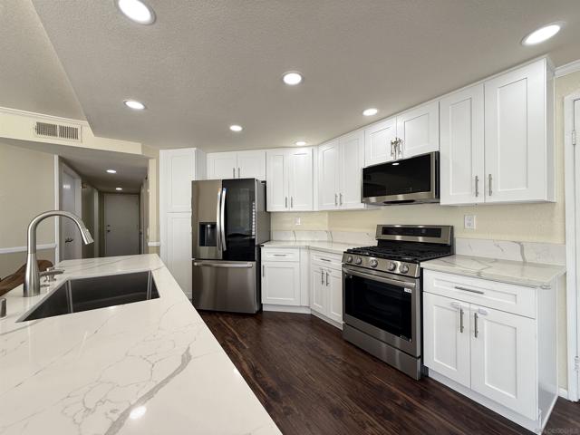 El Cajon, California, 92019, United States, 4 Bedrooms Bedrooms, ,3 BathroomsBathrooms,Residential,For Sale,1766053
