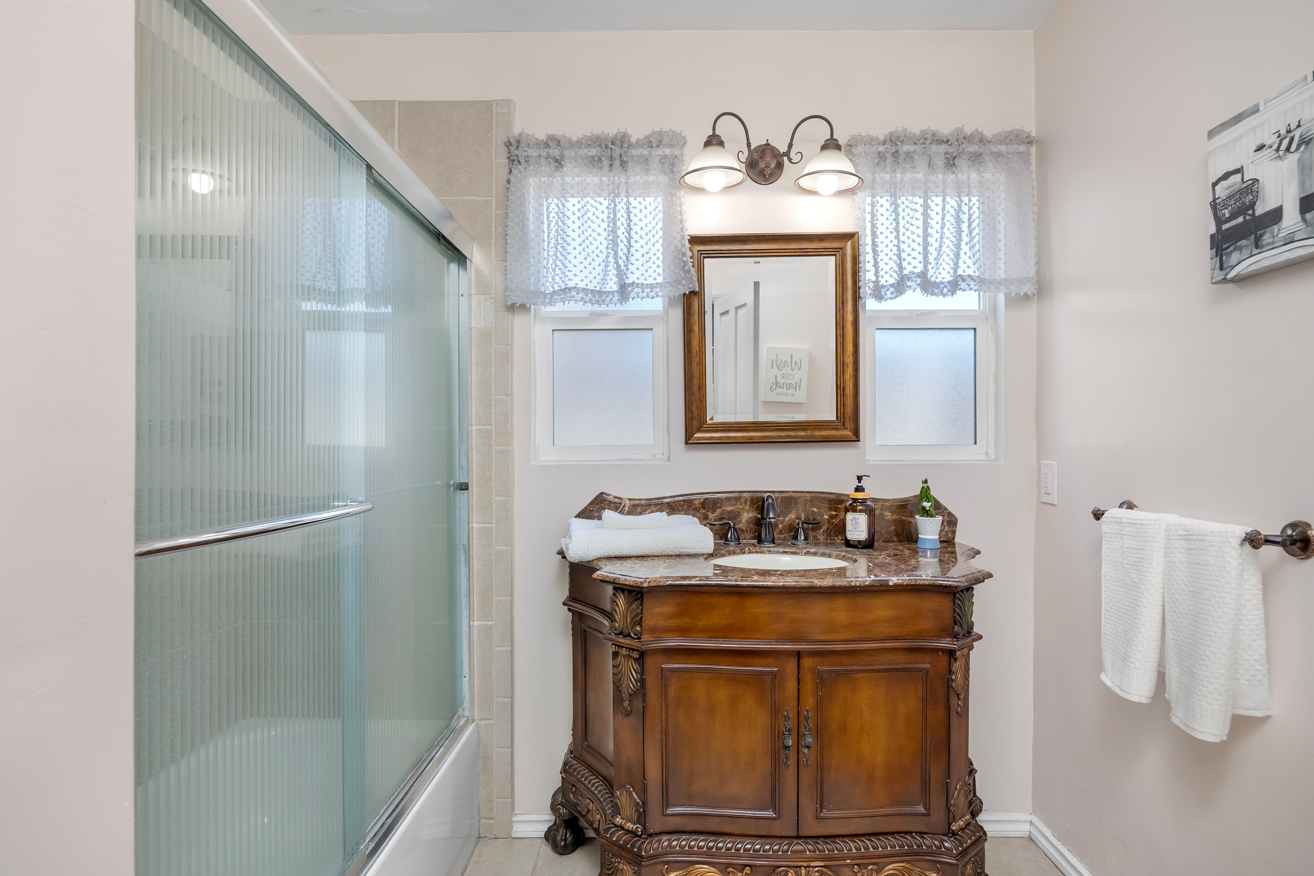  9388 Bigby Street, Downey, CA 90241 - 物件實景