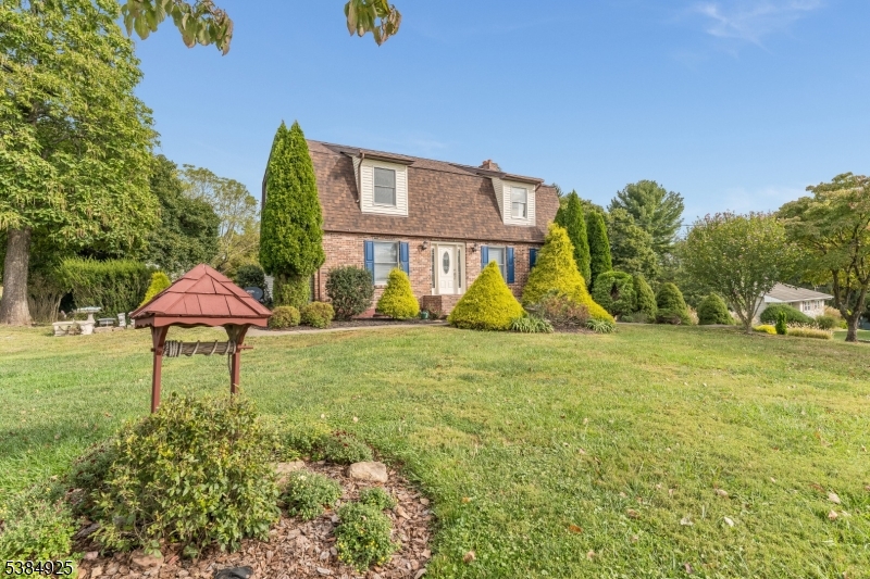 Holland Twp., New Jersey, 08848, United States, 3 Bedrooms Bedrooms, ,3 BathroomsBathrooms,Residential,For Sale,1949740