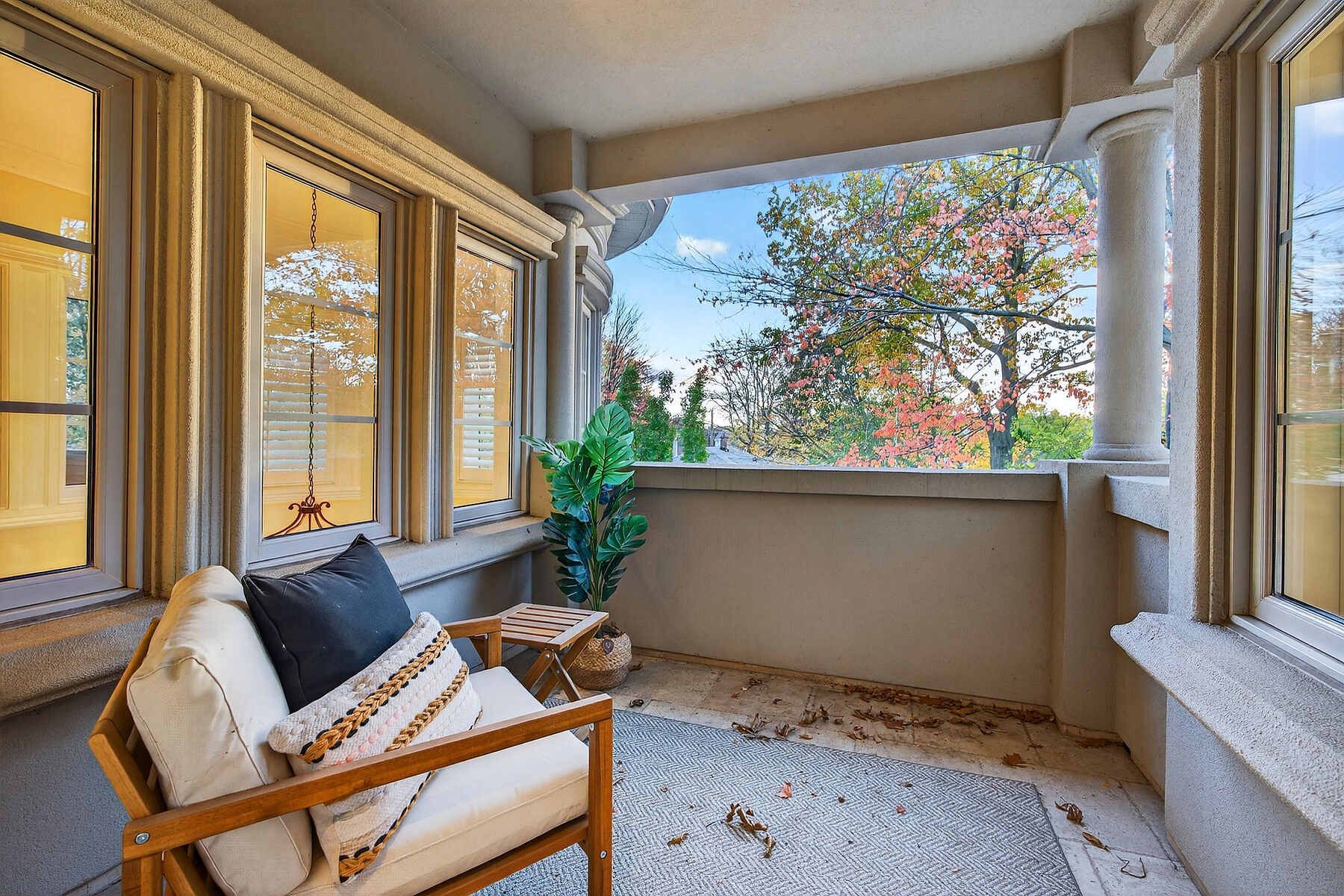  Beautifully Designed Home - 物件實景